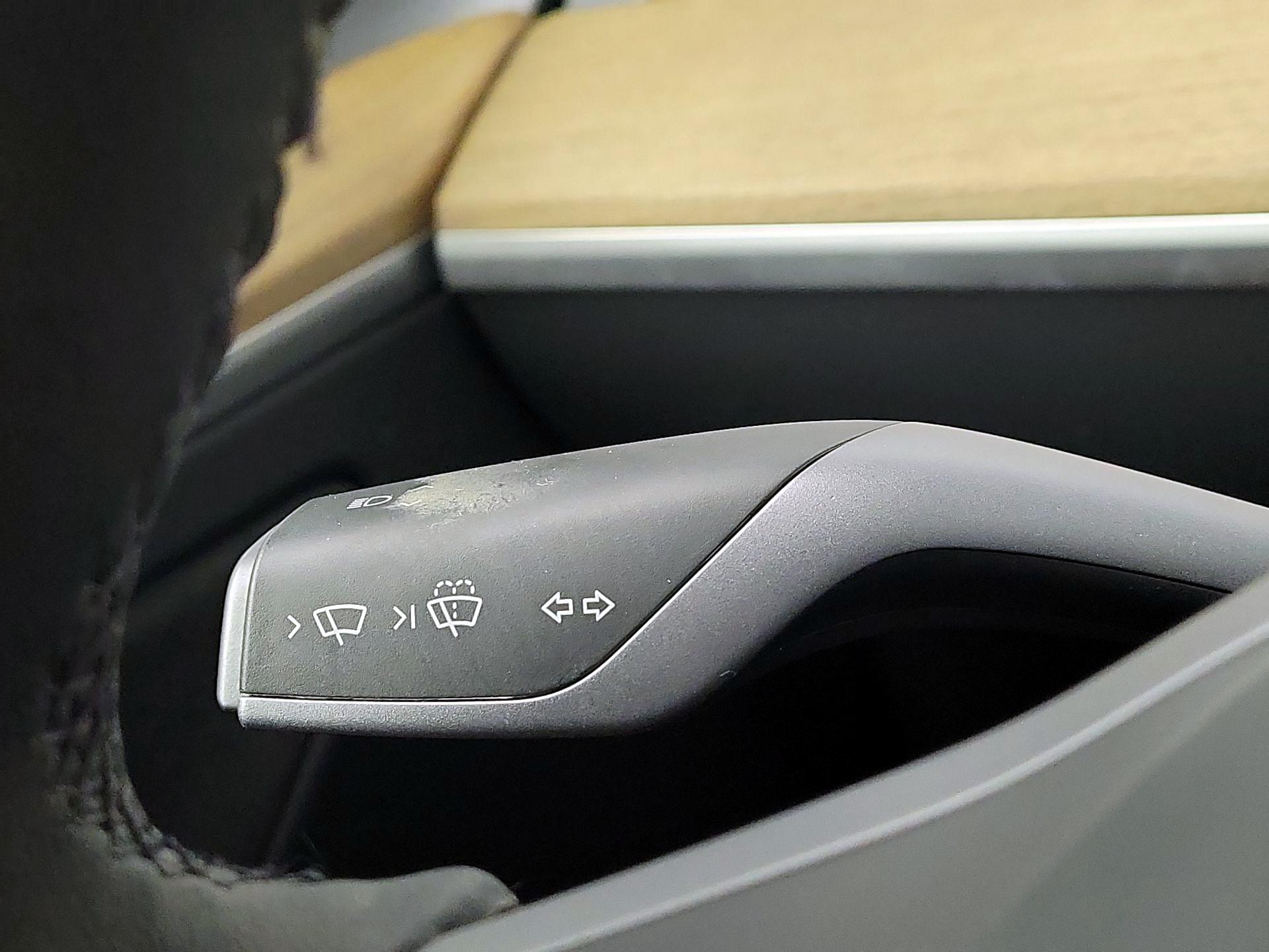 Thumbnail: 2023 Tesla Model Y - 13