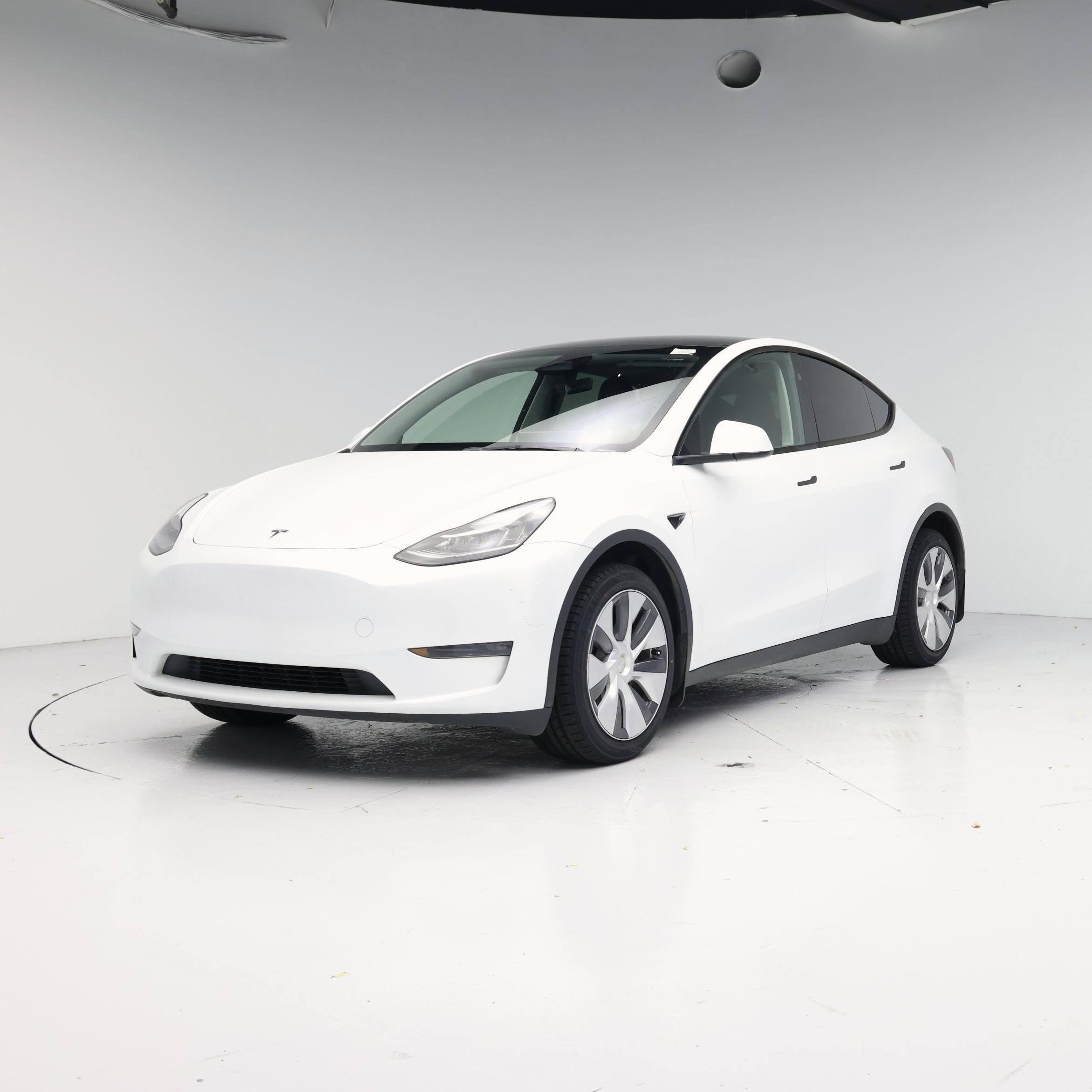 Thumbnail: 2023 Tesla Model Y - 4