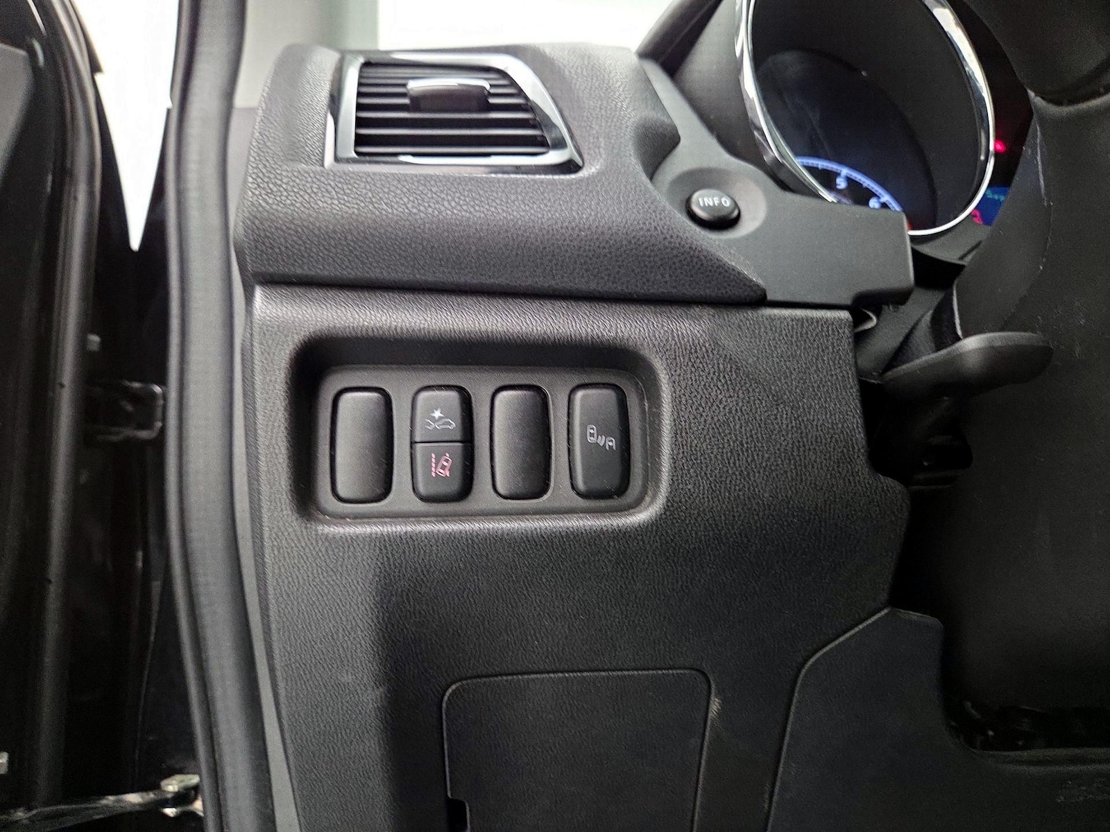 2021 Mitsubishi Outlander Sport SE - Photo 14