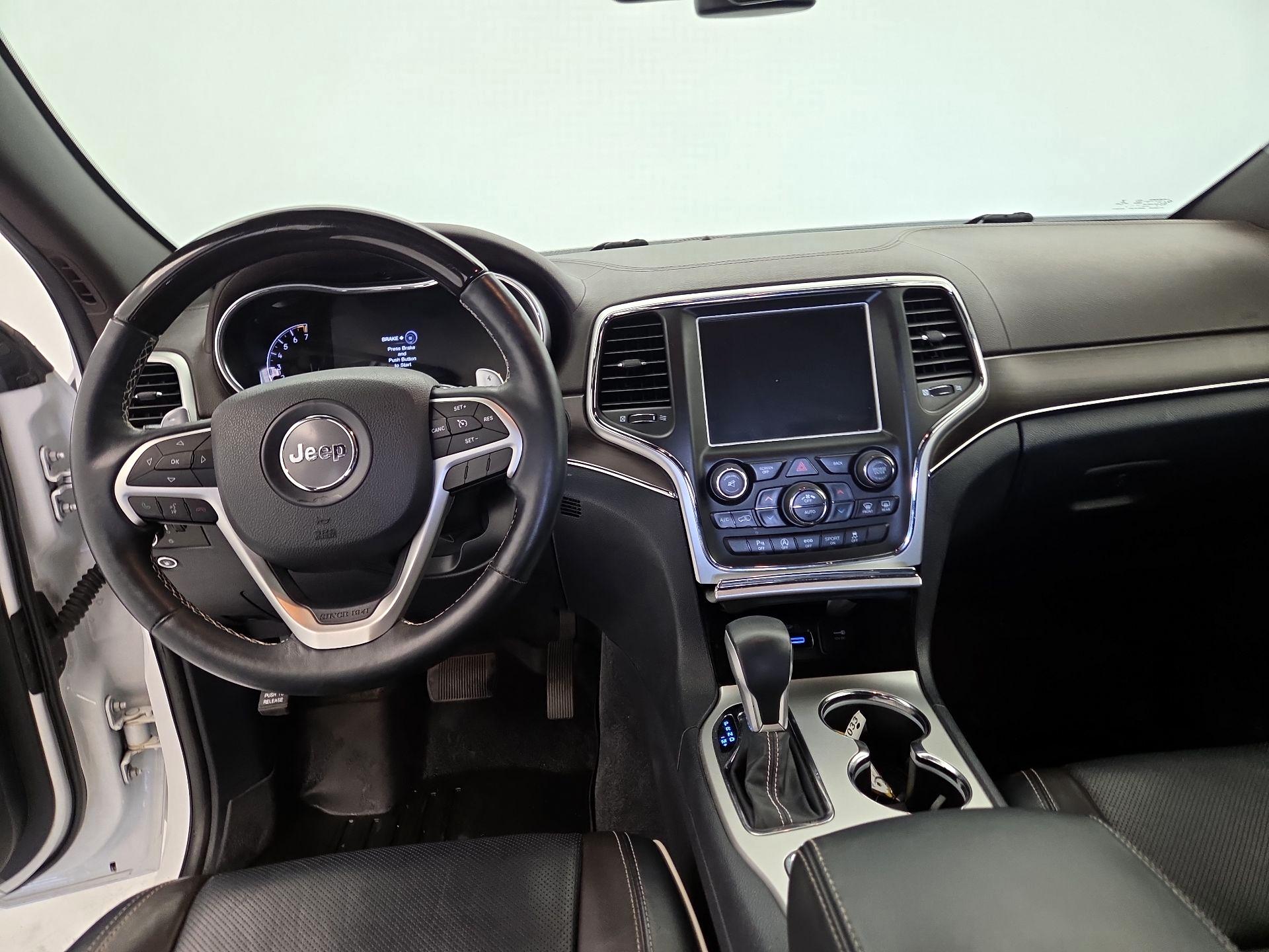 Thumbnail: 2016 Jeep Grand Cherokee - 9