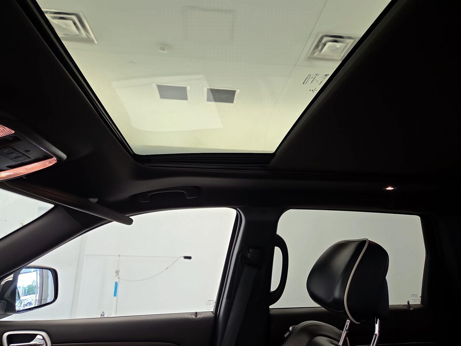 Thumbnail: 2016 Jeep Grand Cherokee - 19
