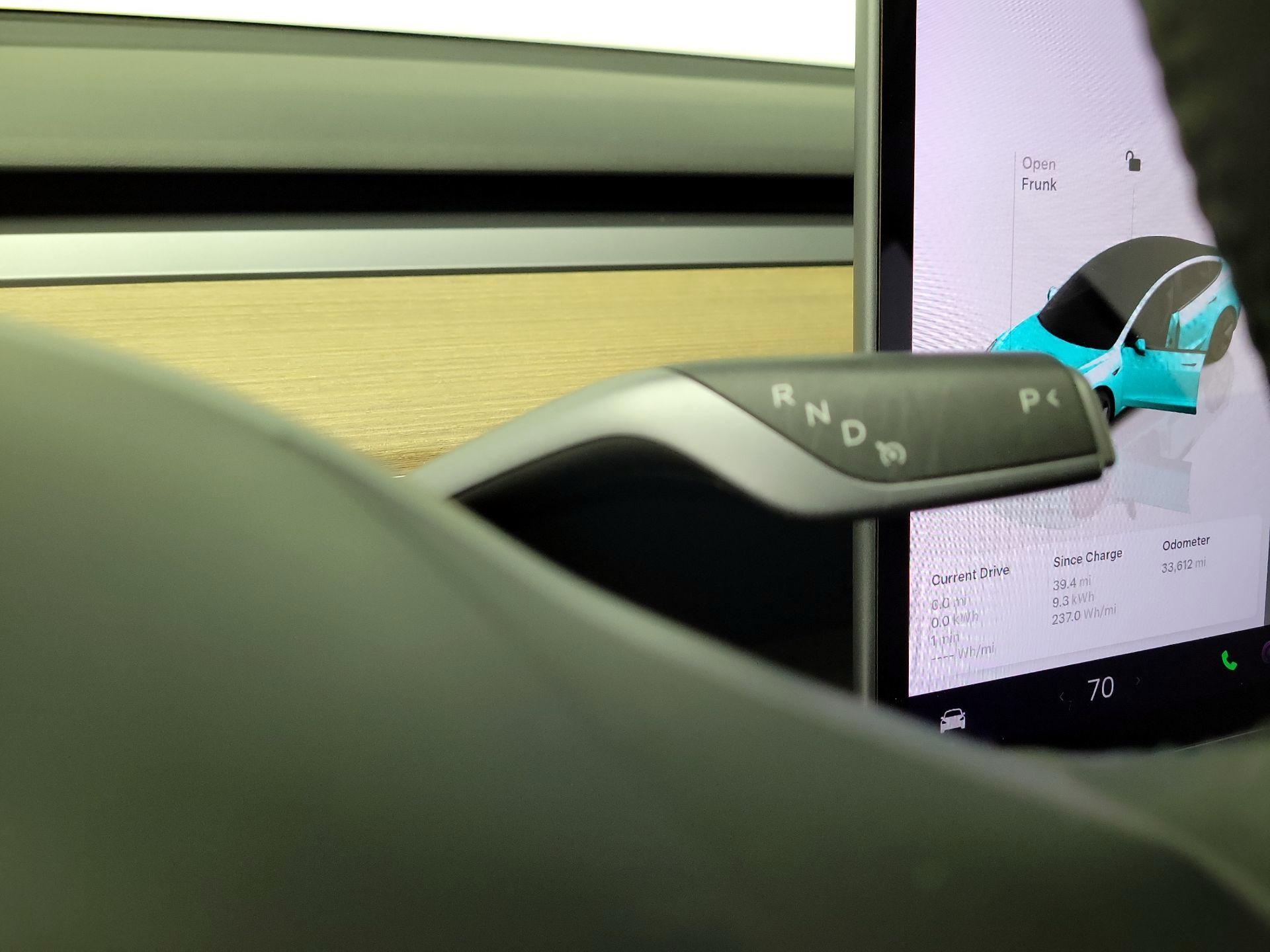 Thumbnail: 2022 Tesla Model 3 - 17