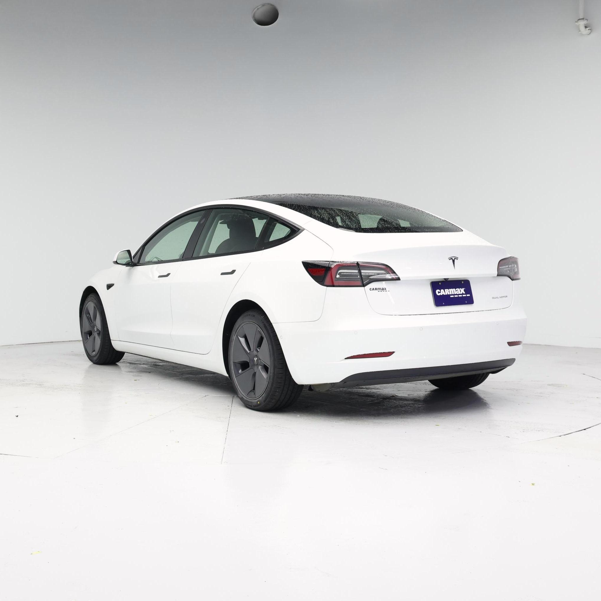Thumbnail: 2022 Tesla Model 3 - 2