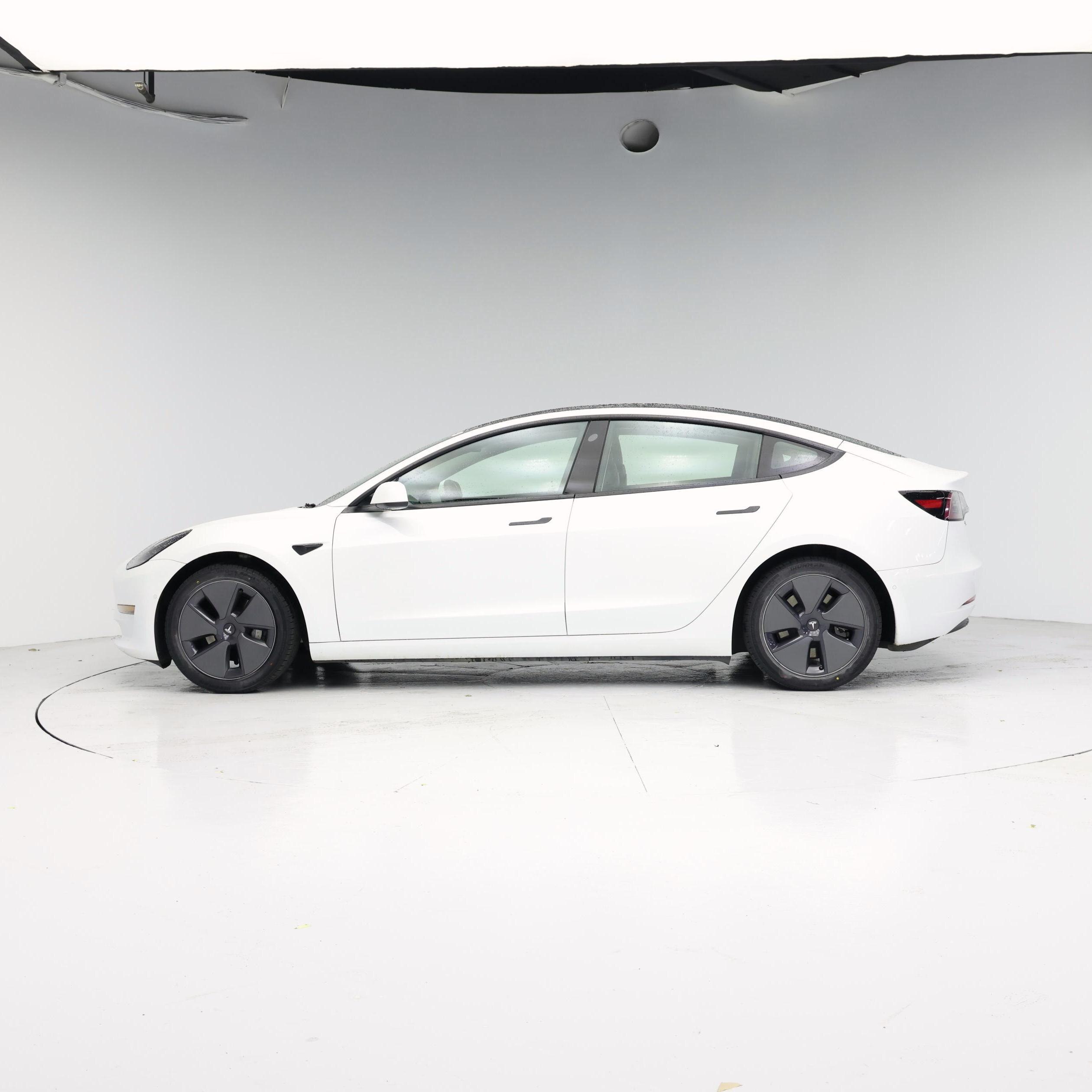 Thumbnail: 2022 Tesla Model 3 - 3