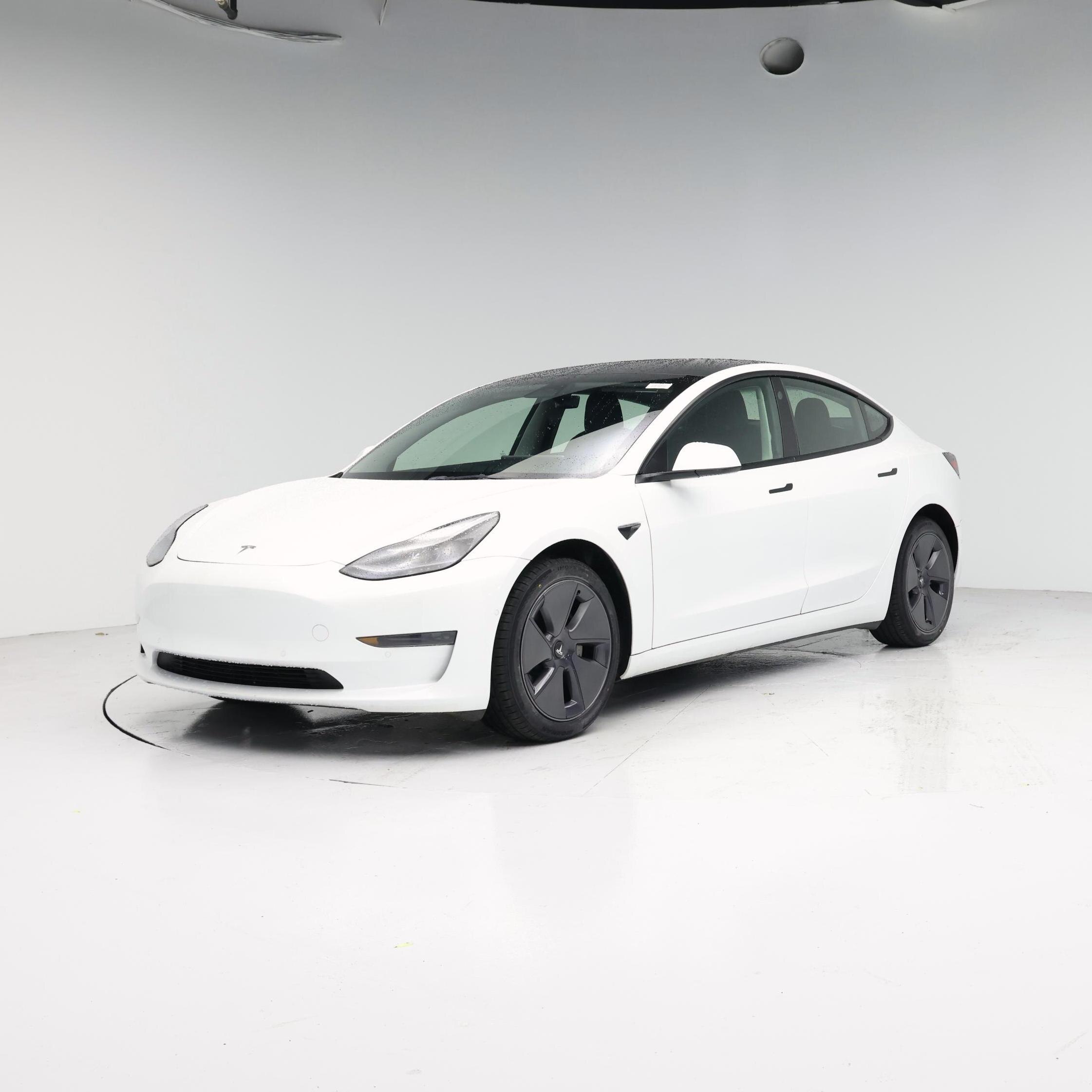 Thumbnail: 2022 Tesla Model 3 - 4