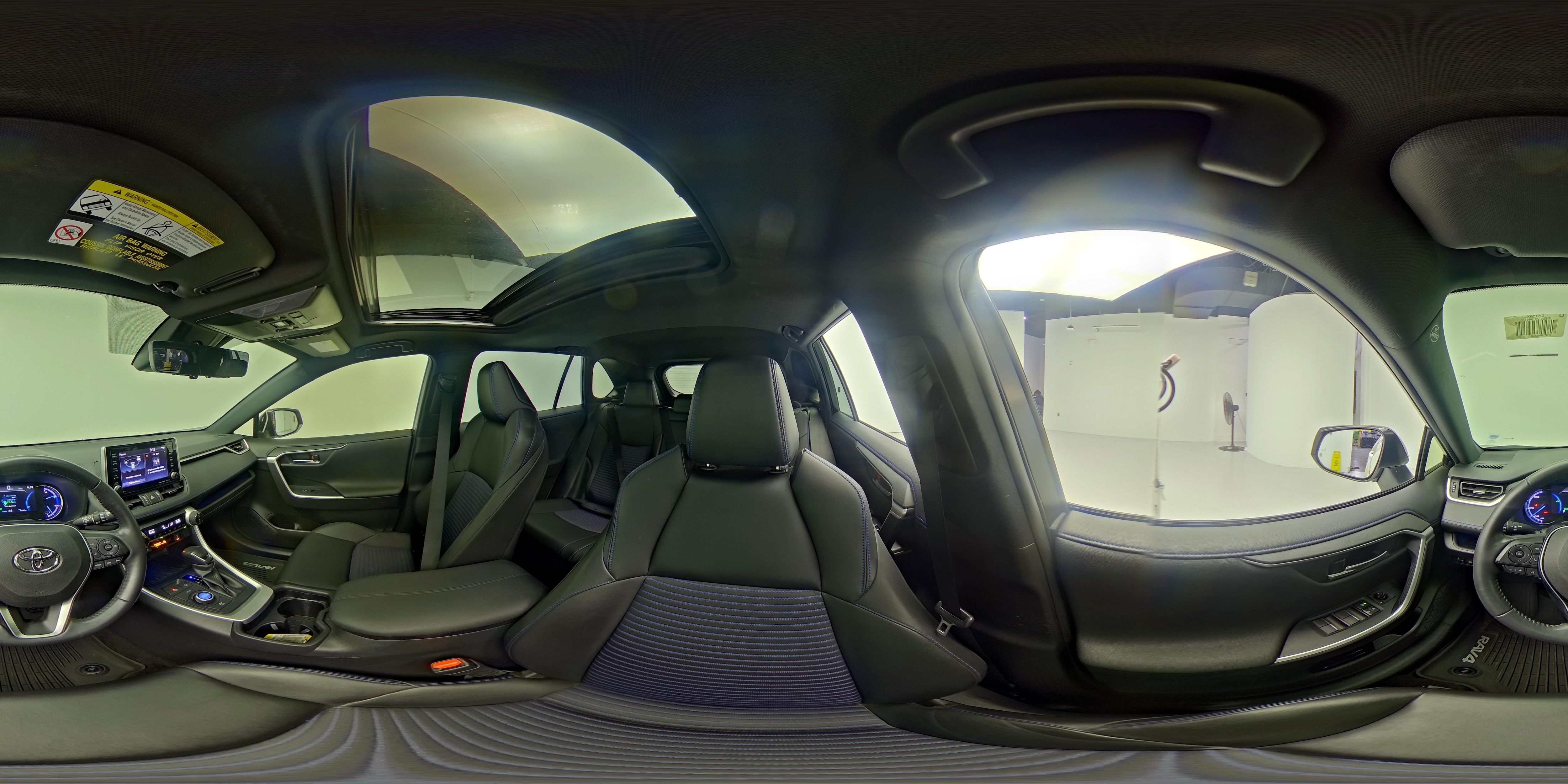 2020 Toyota RAV4 XSE - Photo 27
