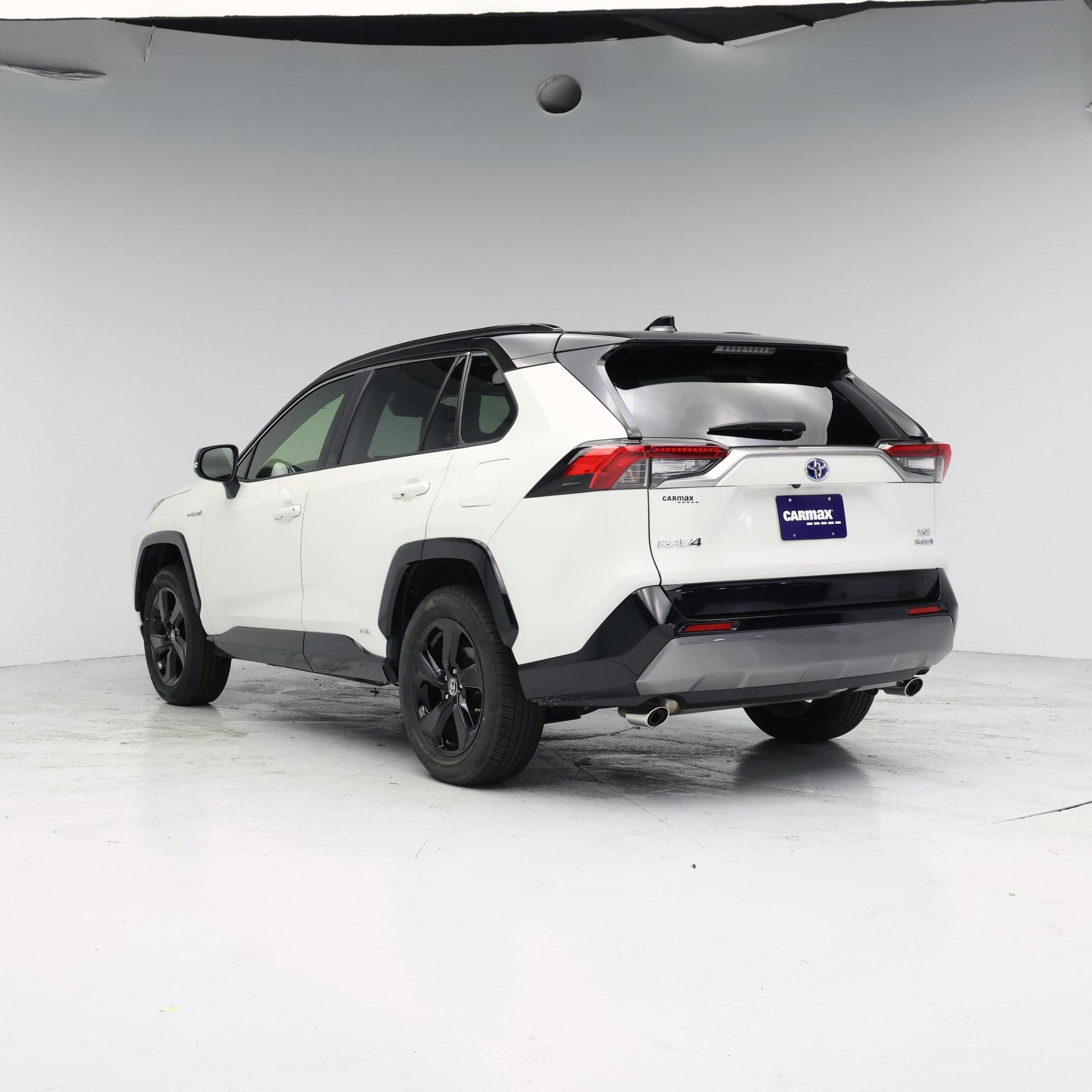 Thumbnail: 2020 Toyota RAV4 - 2