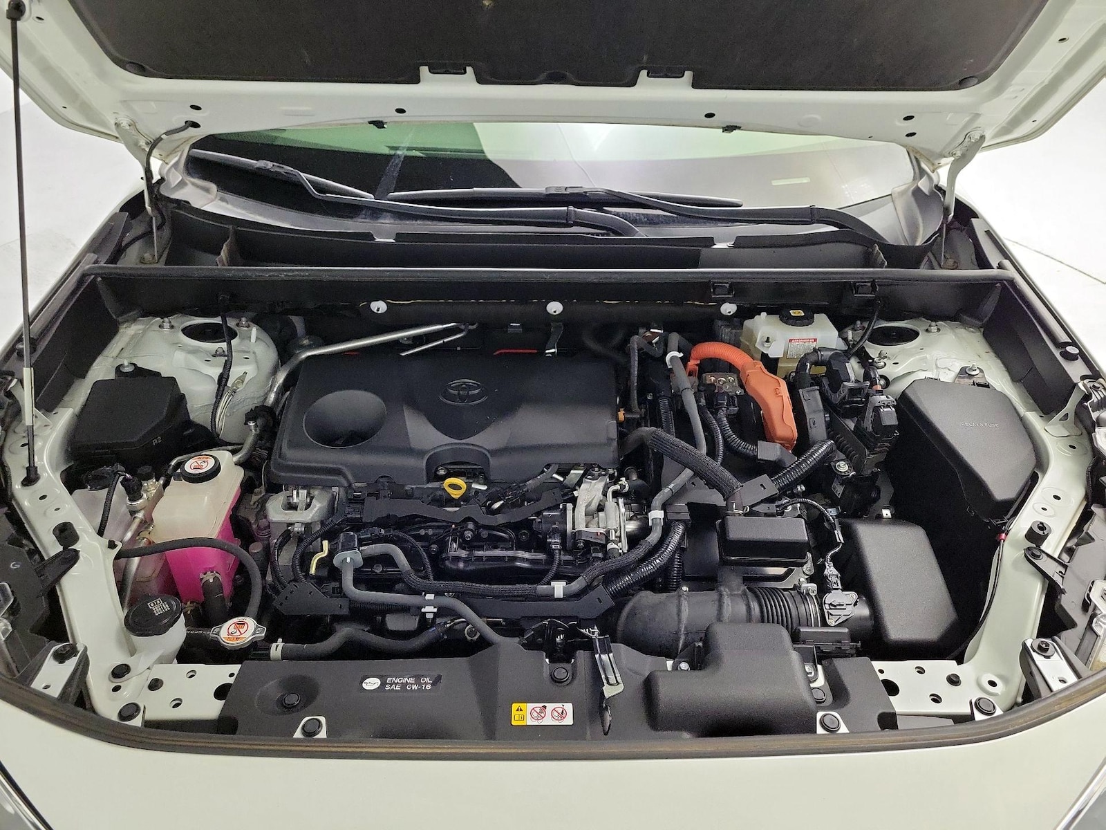 2020 Toyota RAV4 XSE - Photo 23