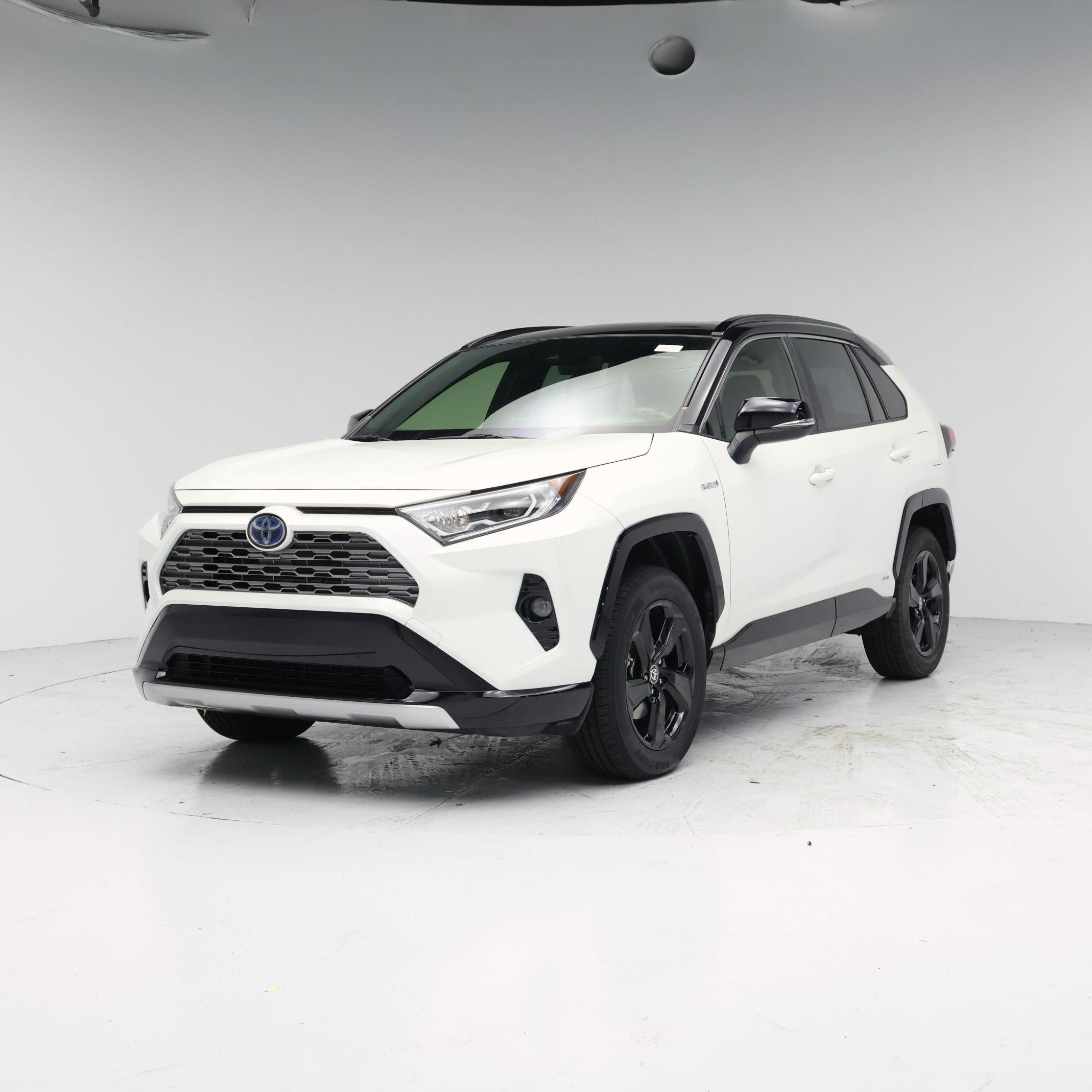 Thumbnail: 2020 Toyota RAV4 - 4