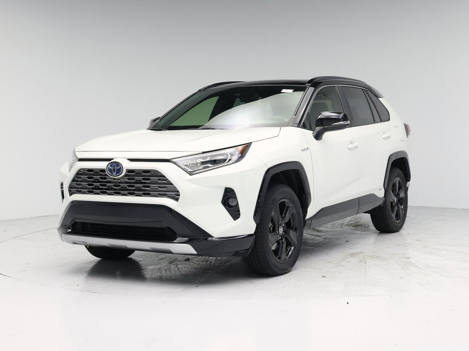 2020 Toyota RAV4 XSE - Photo 5