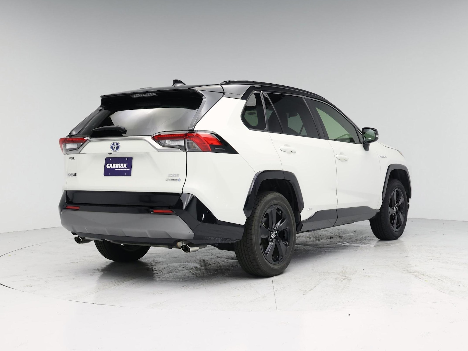 2020 Toyota RAV4 XSE - Photo 9