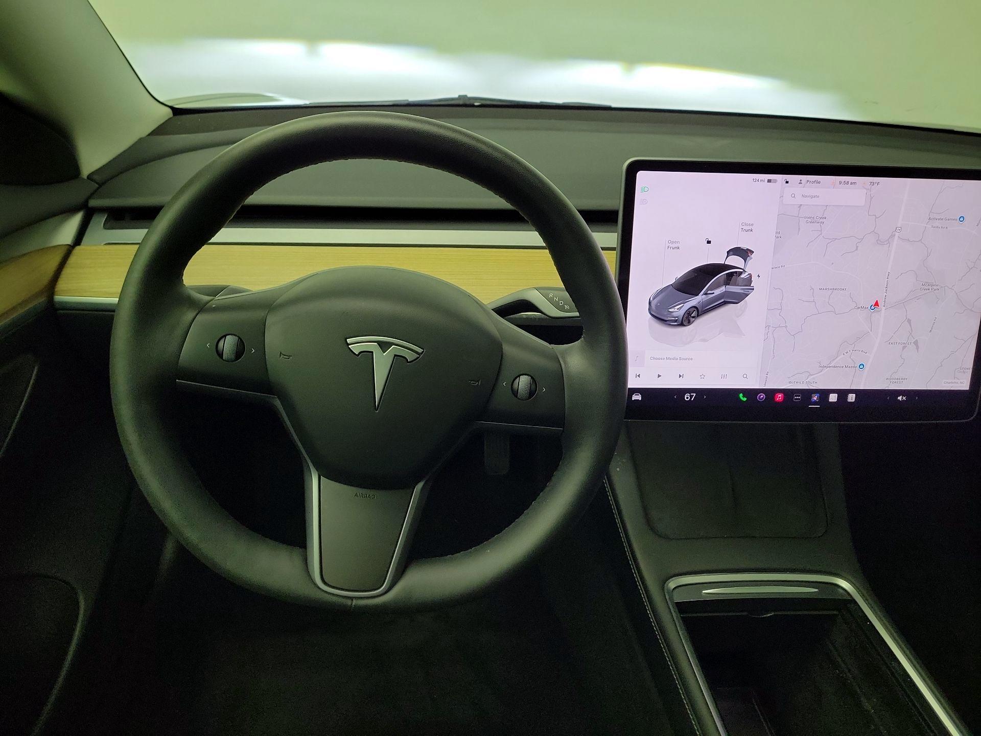 Thumbnail: 2023 Tesla Model 3 - 10