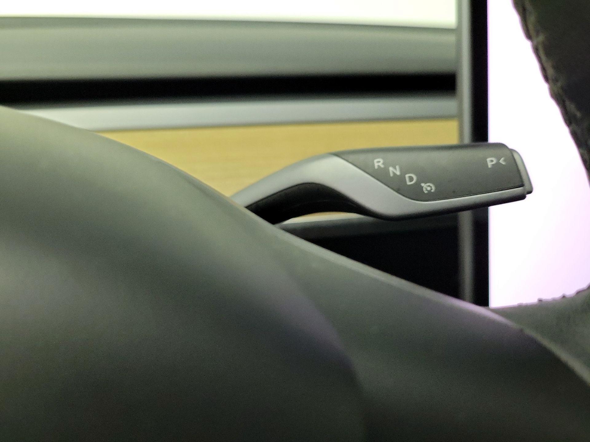 Thumbnail: 2023 Tesla Model 3 - 17
