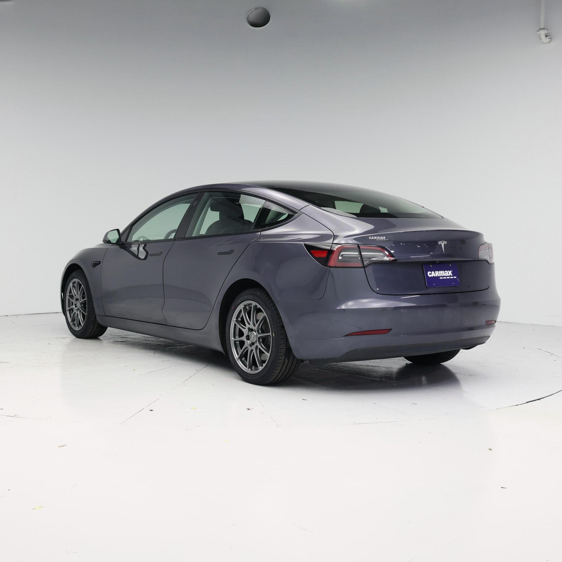 Thumbnail: 2023 Tesla Model 3 - 2