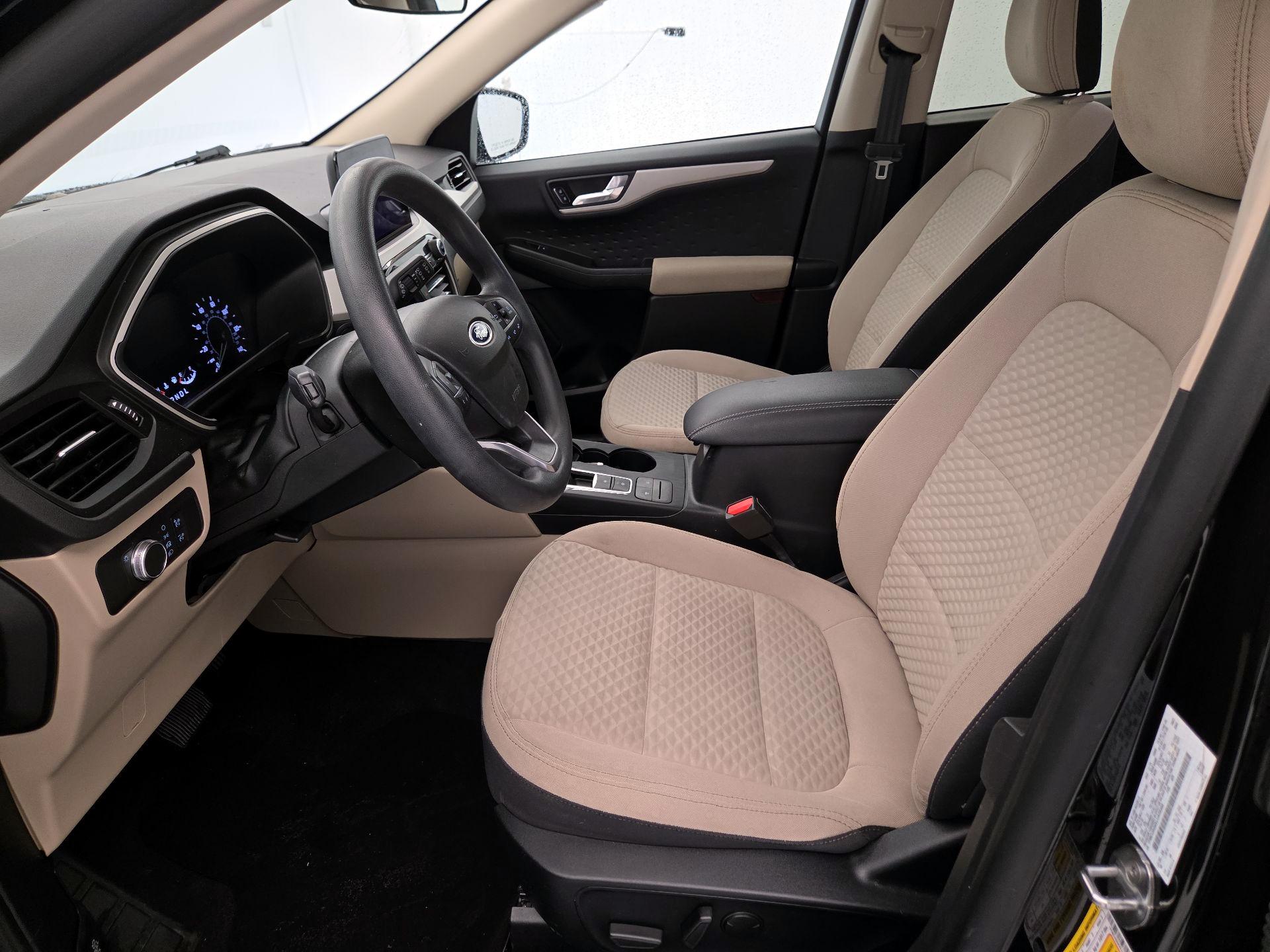Thumbnail: 2020 Ford Escape - 11