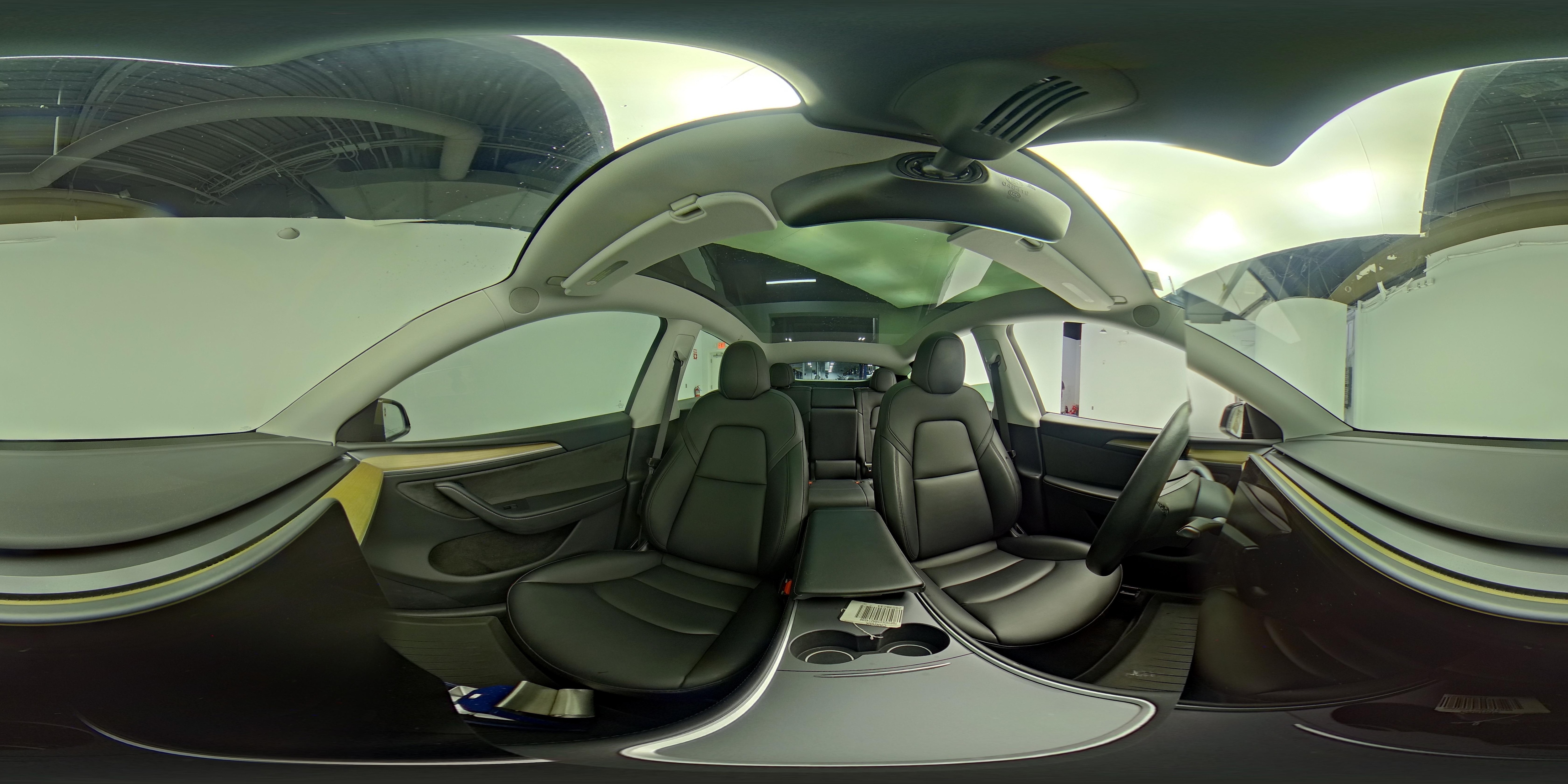 2024 Tesla Model Y Long Range - Photo 24