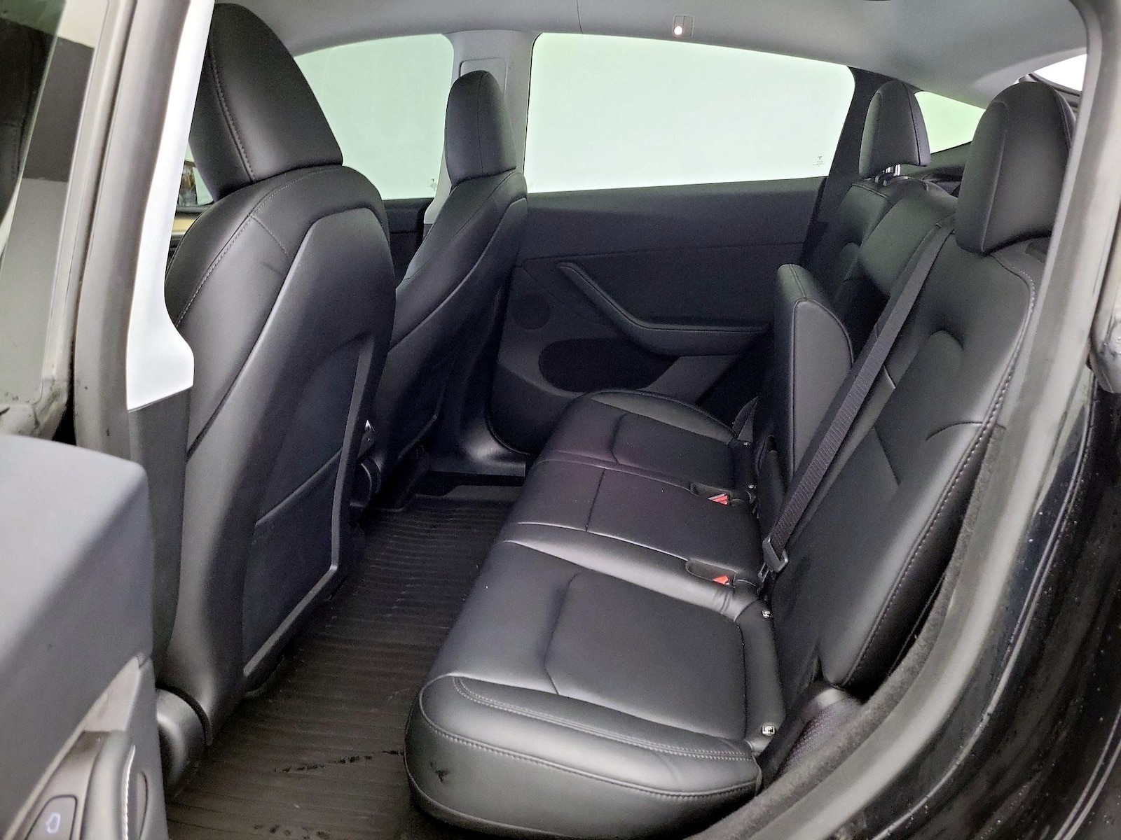 2024 Tesla Model Y Long Range - Photo 20