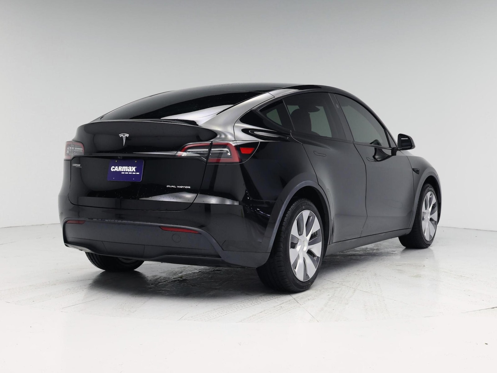 2024 Tesla Model Y Long Range - Photo 9