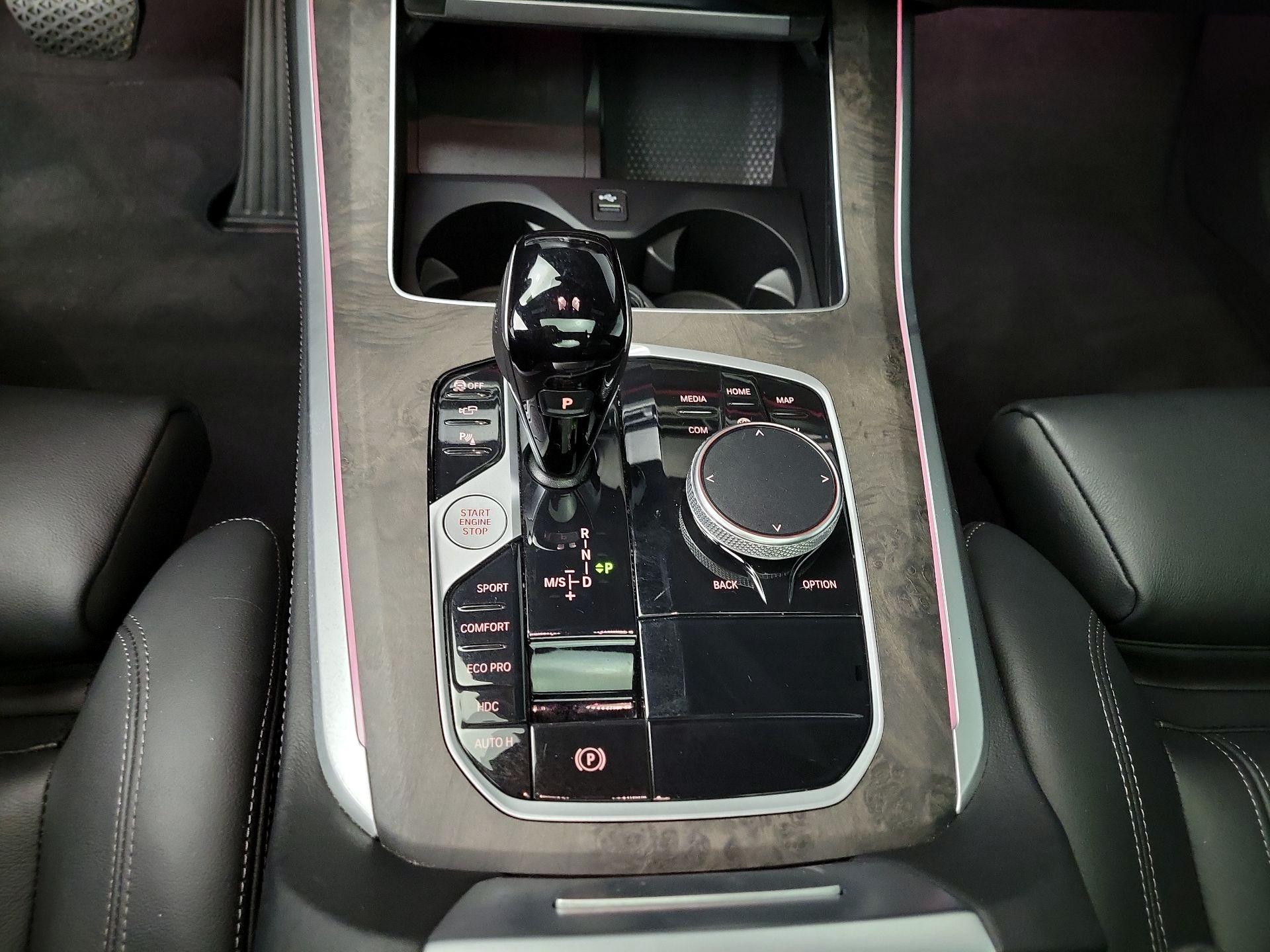 Thumbnail: 2022 BMW X5 - 18