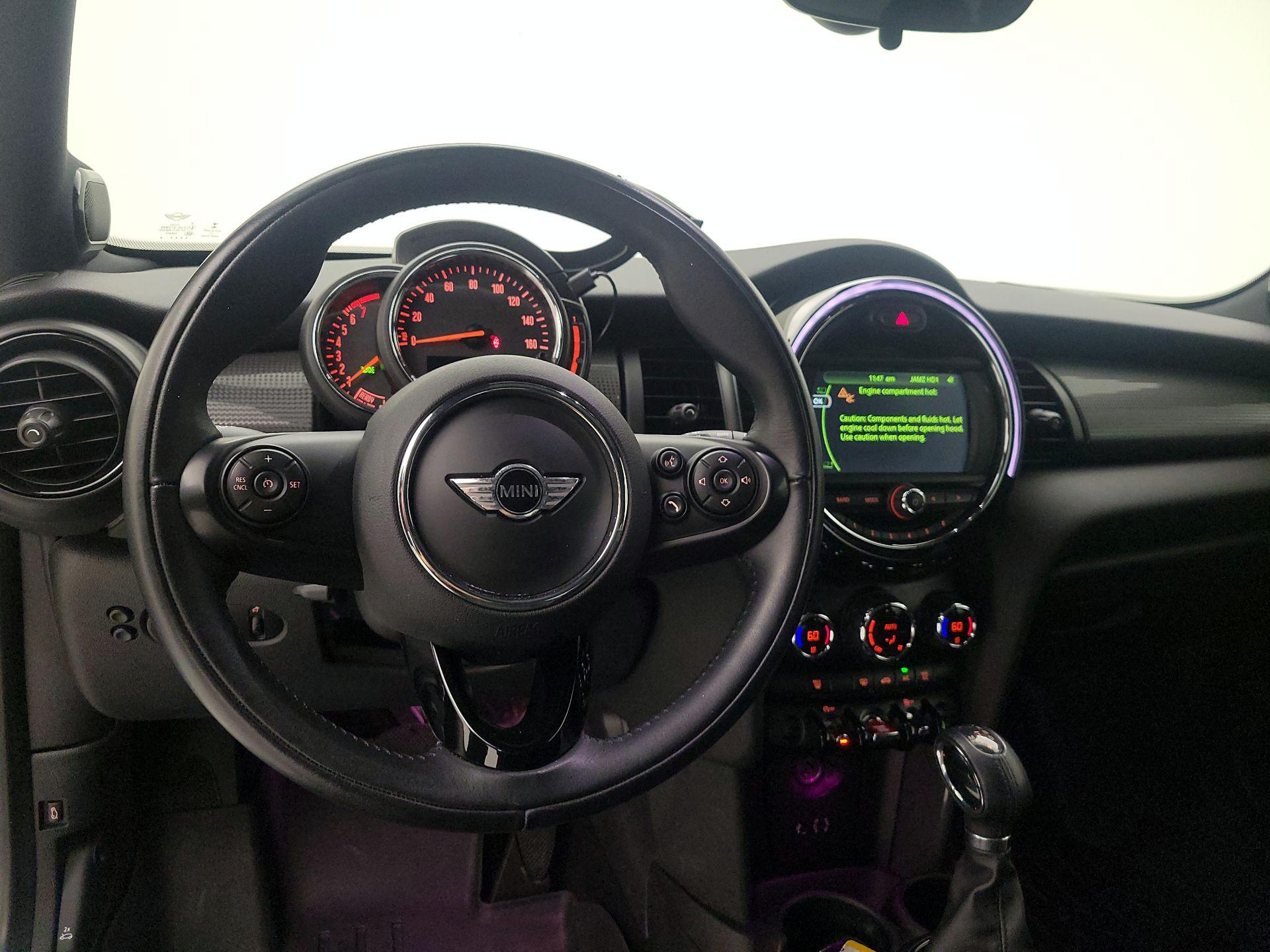 Thumbnail: 2018 MINI Cooper Hardtop - 10