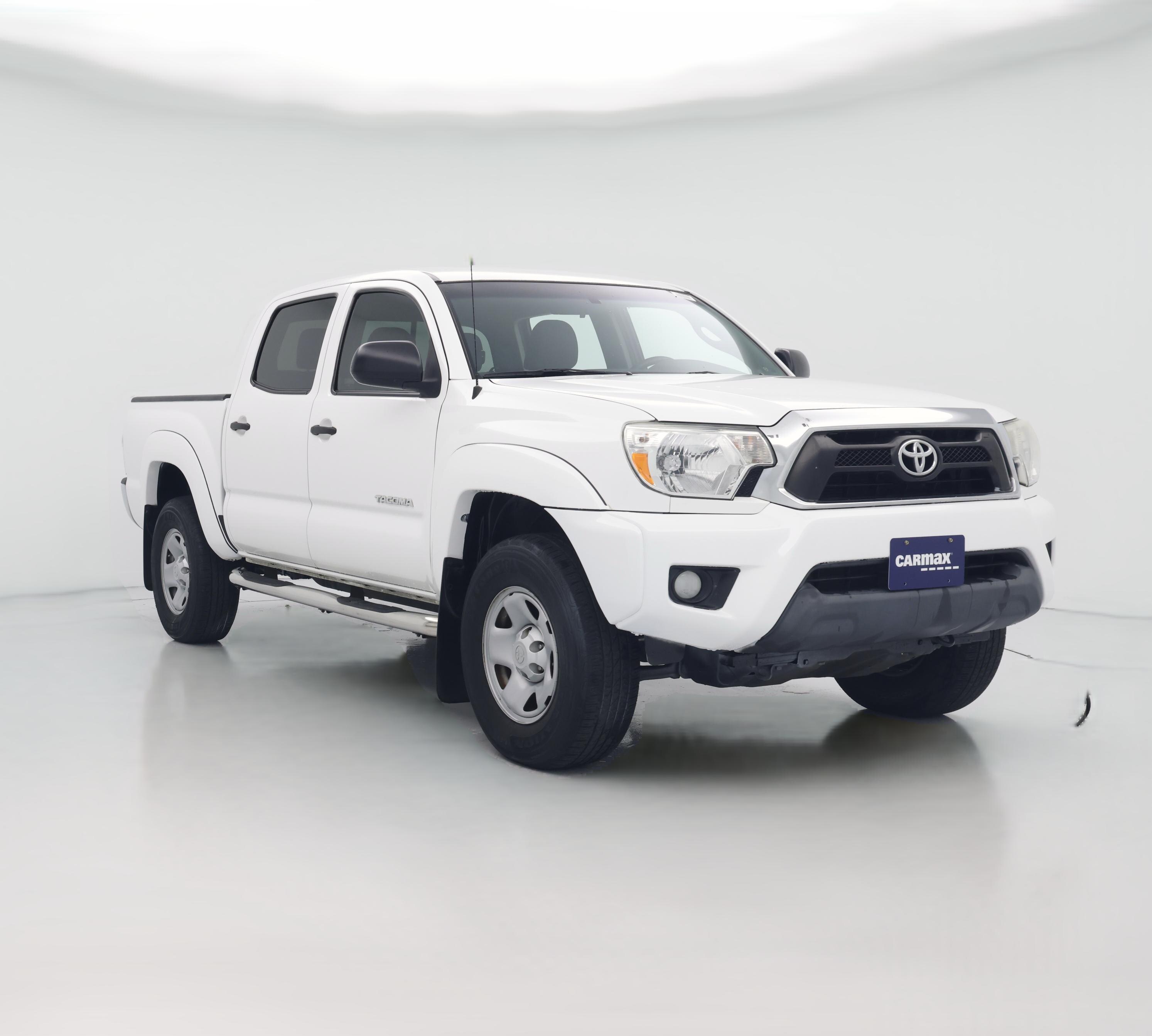Thumbnail: 2015 Toyota Tacoma - 1