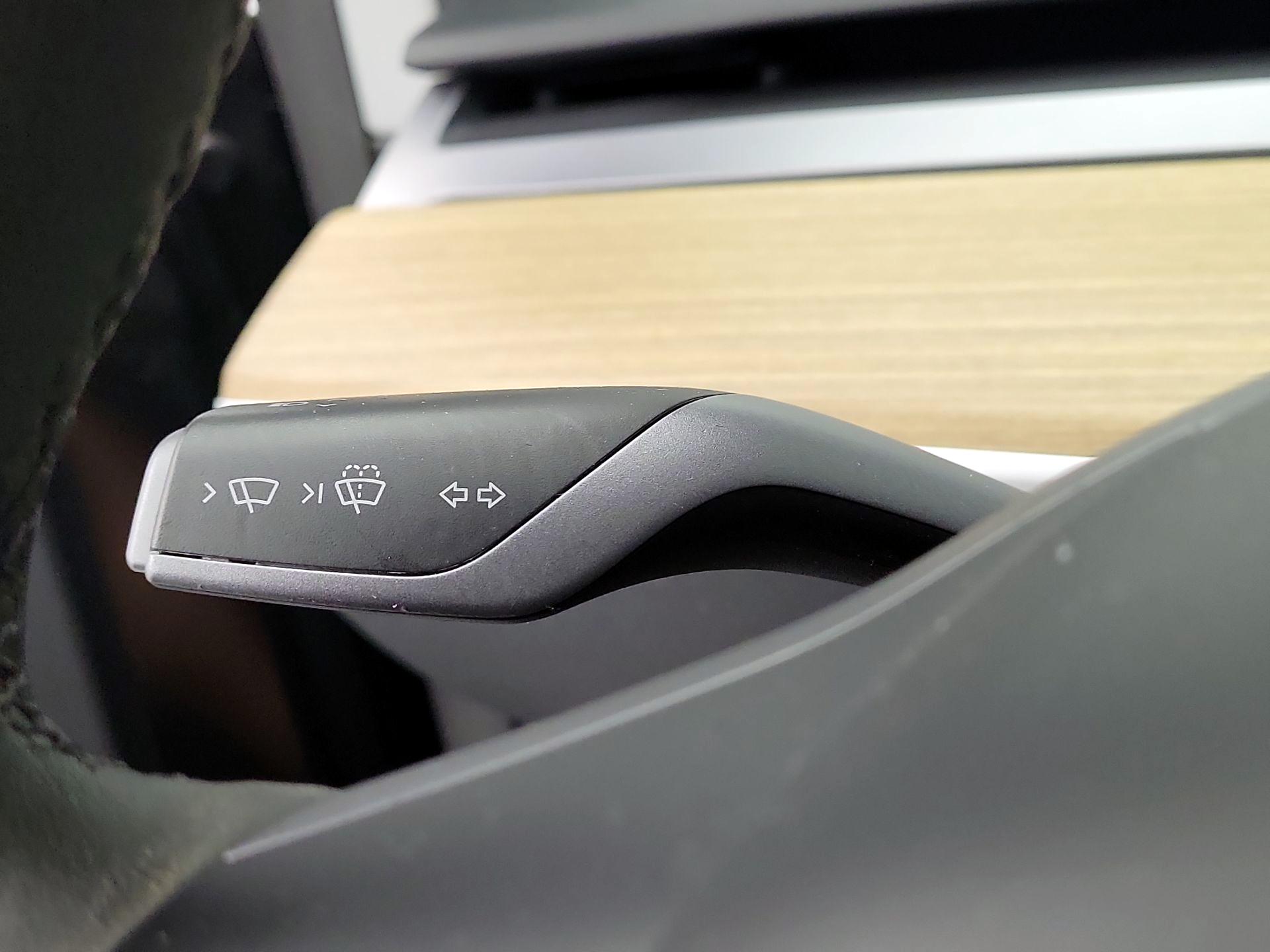 Thumbnail: 2023 Tesla Model 3 - 11