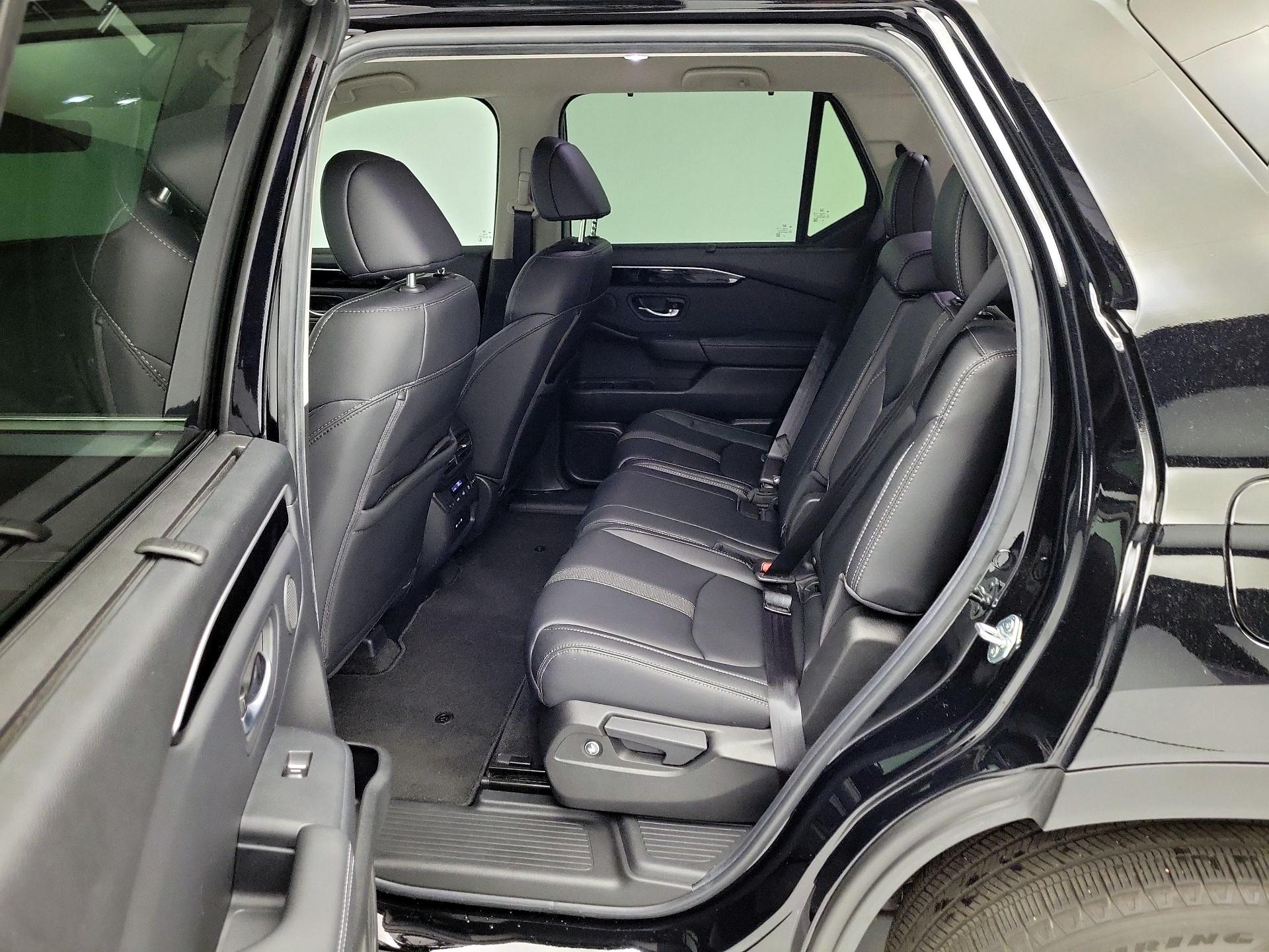 Thumbnail: 2025 Honda Pilot - 19