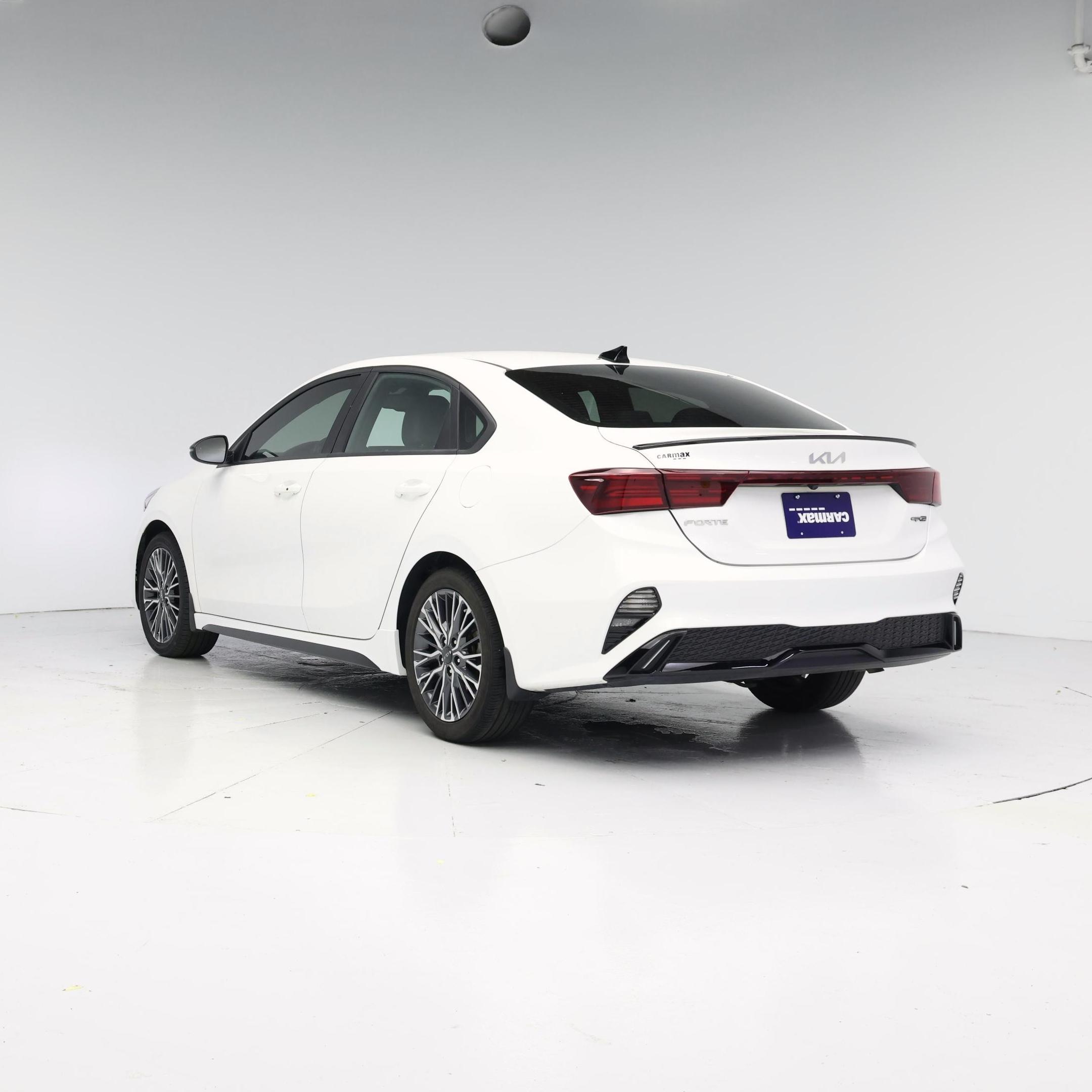 Thumbnail: 2023 Kia Forte - 2