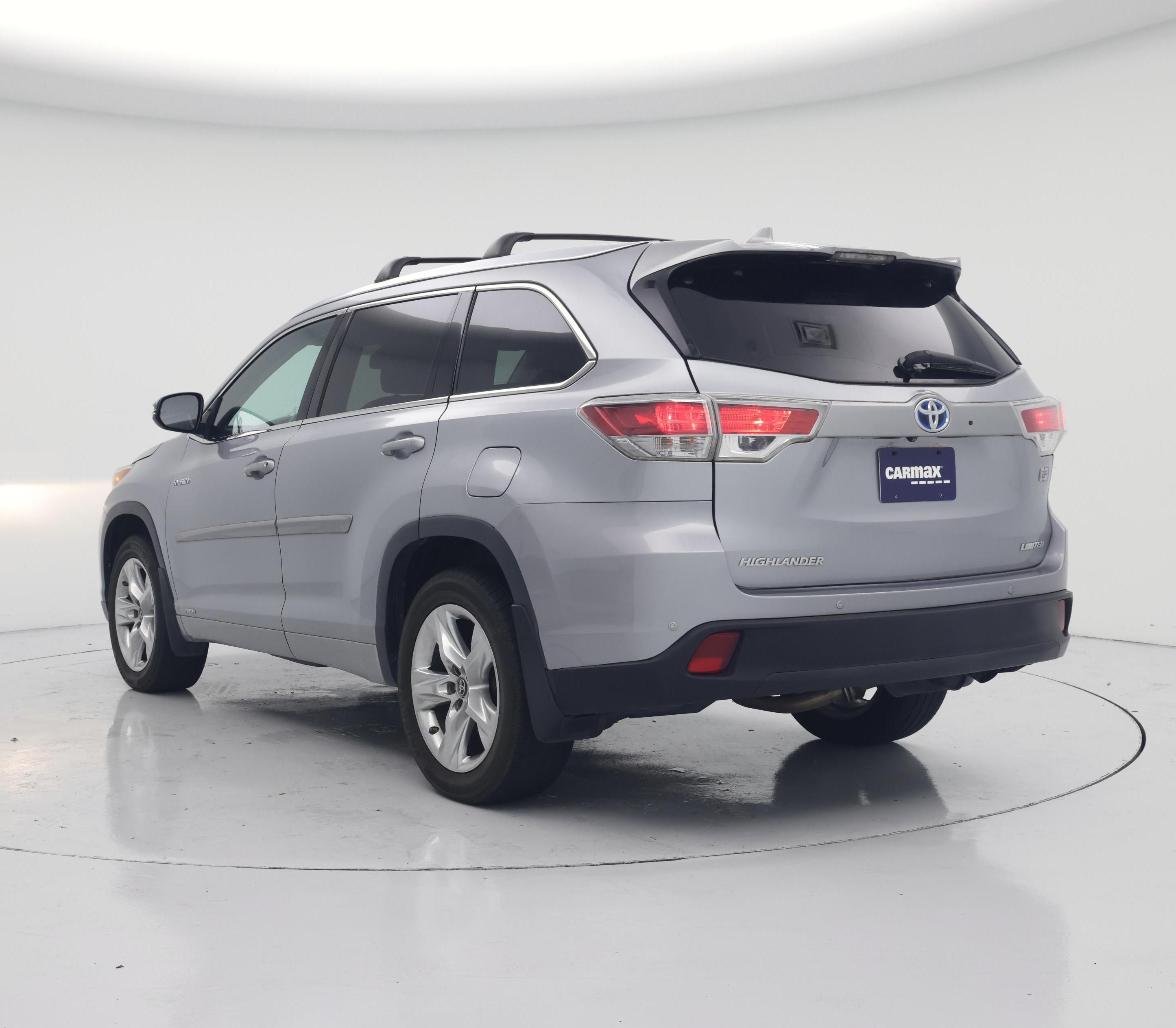 Thumbnail: 2016 Toyota Highlander - 2