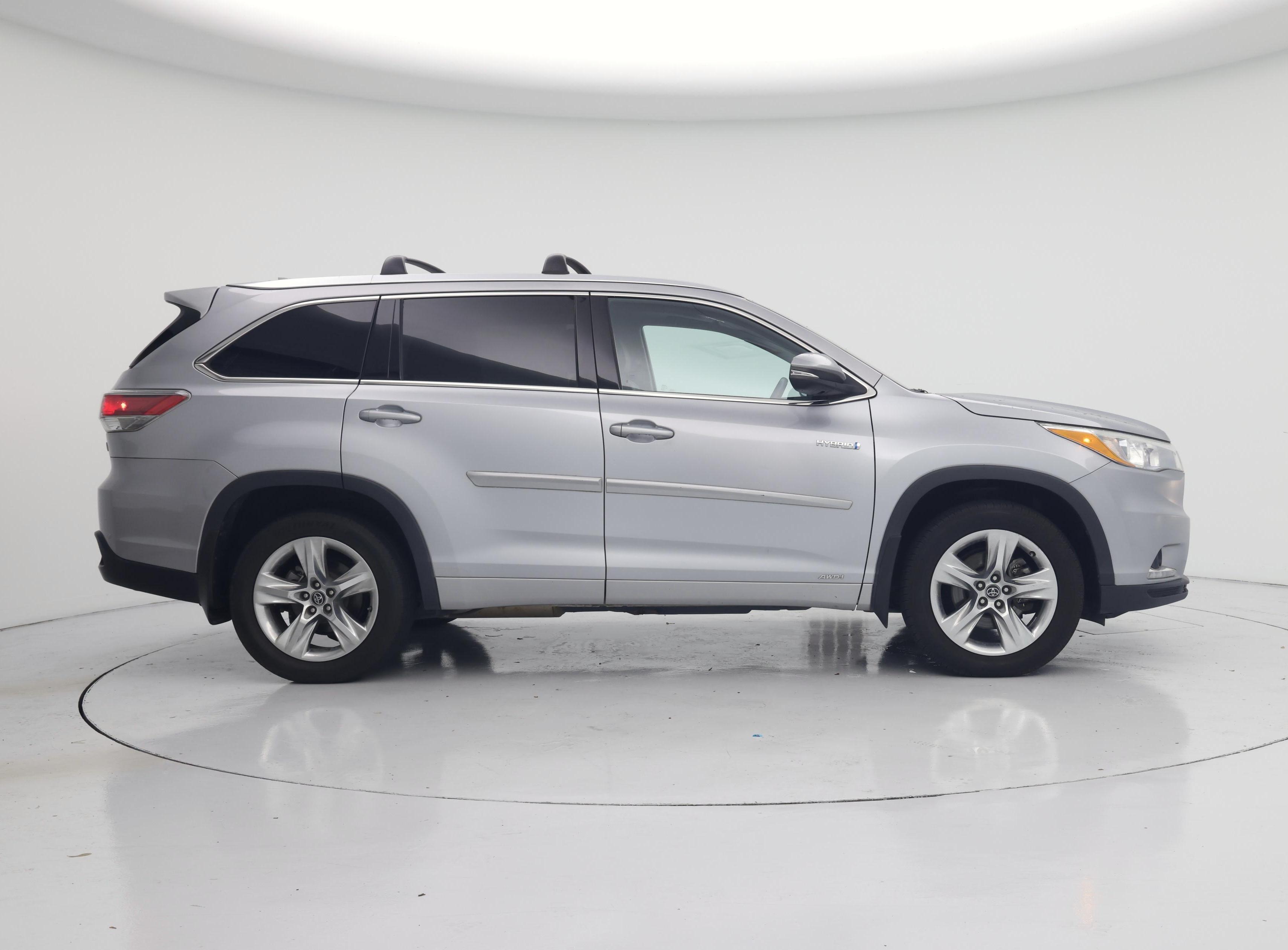 Thumbnail: 2016 Toyota Highlander - 7
