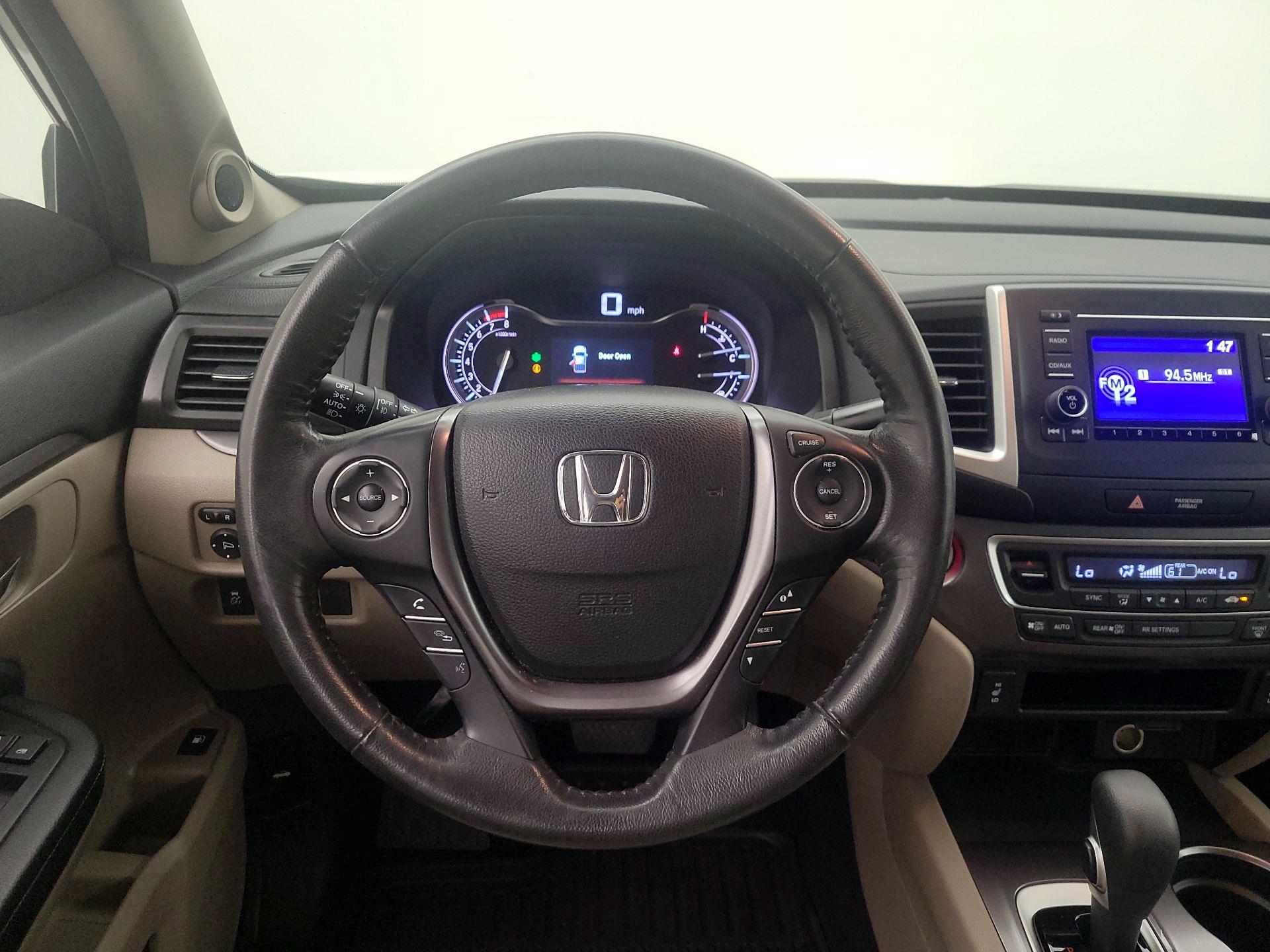 Thumbnail: 2017 Honda Ridgeline - 10