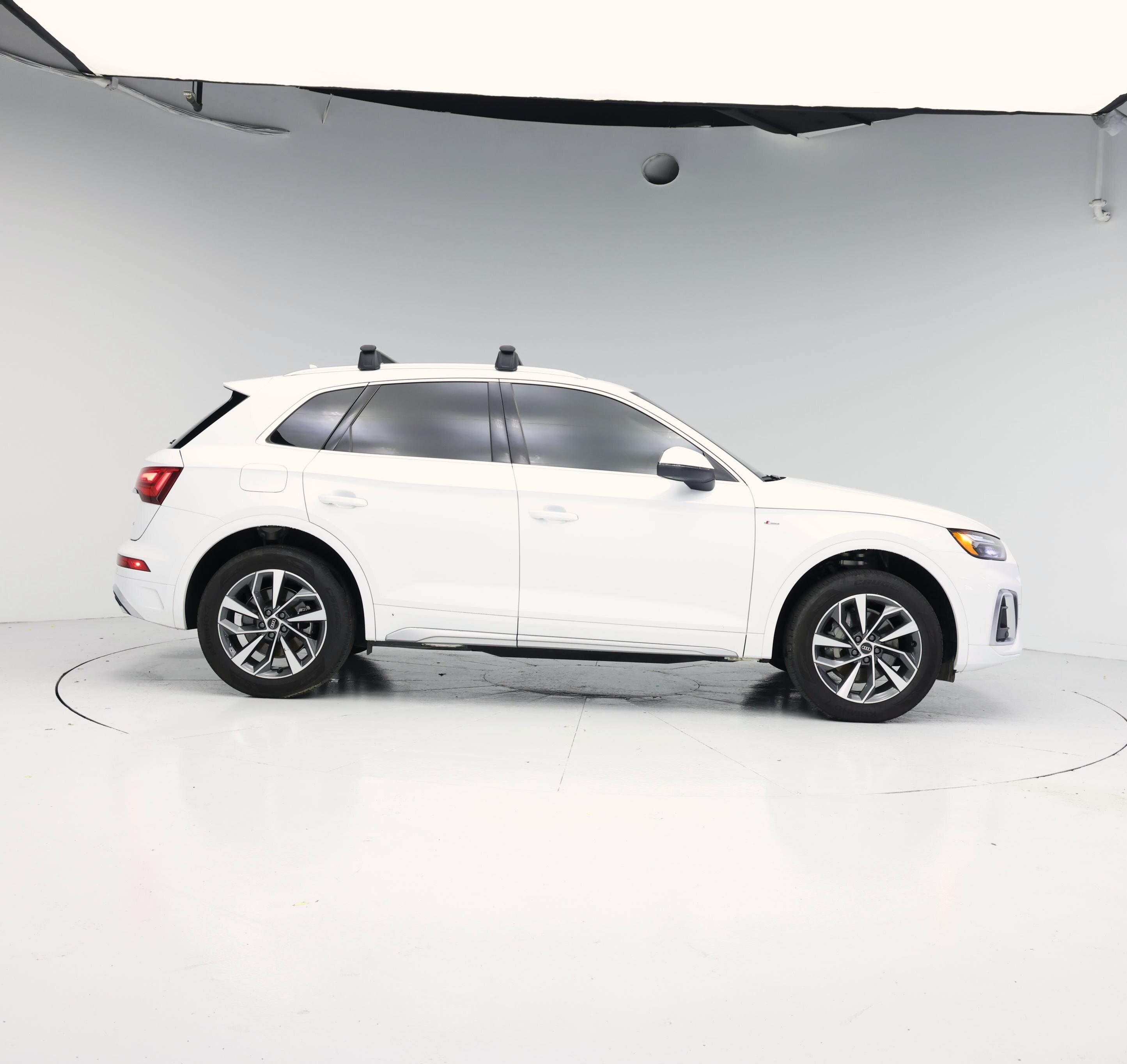 Thumbnail: 2025 Audi Q5 - 7
