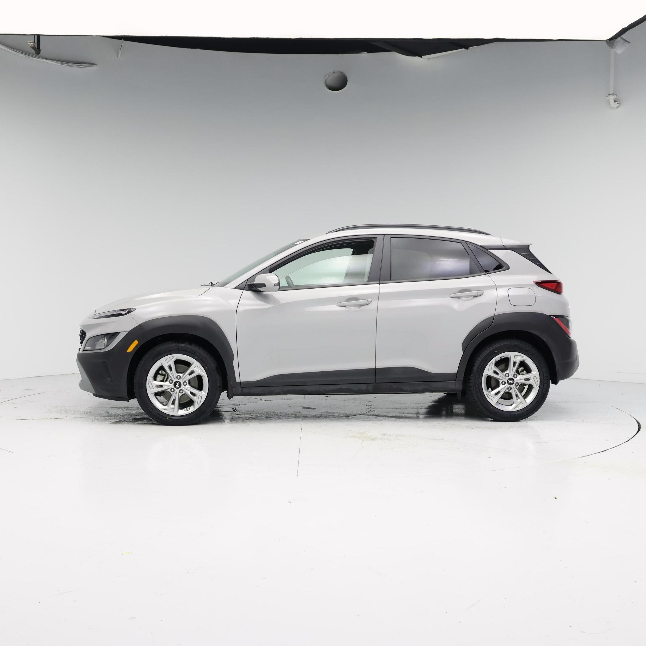 Thumbnail: 2022 Hyundai Kona - 3