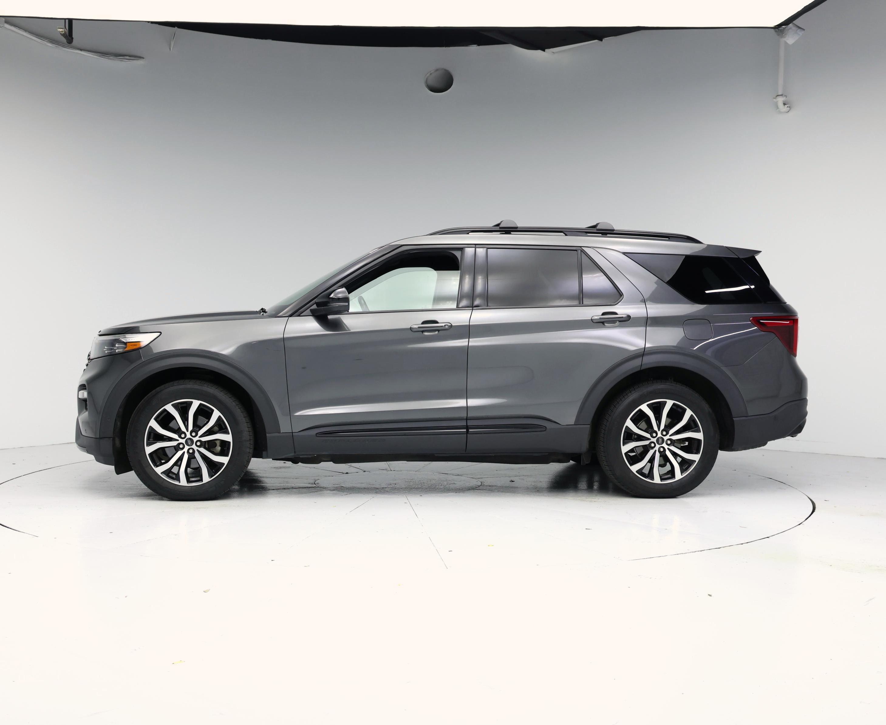 Thumbnail: 2020 Ford Explorer - 3