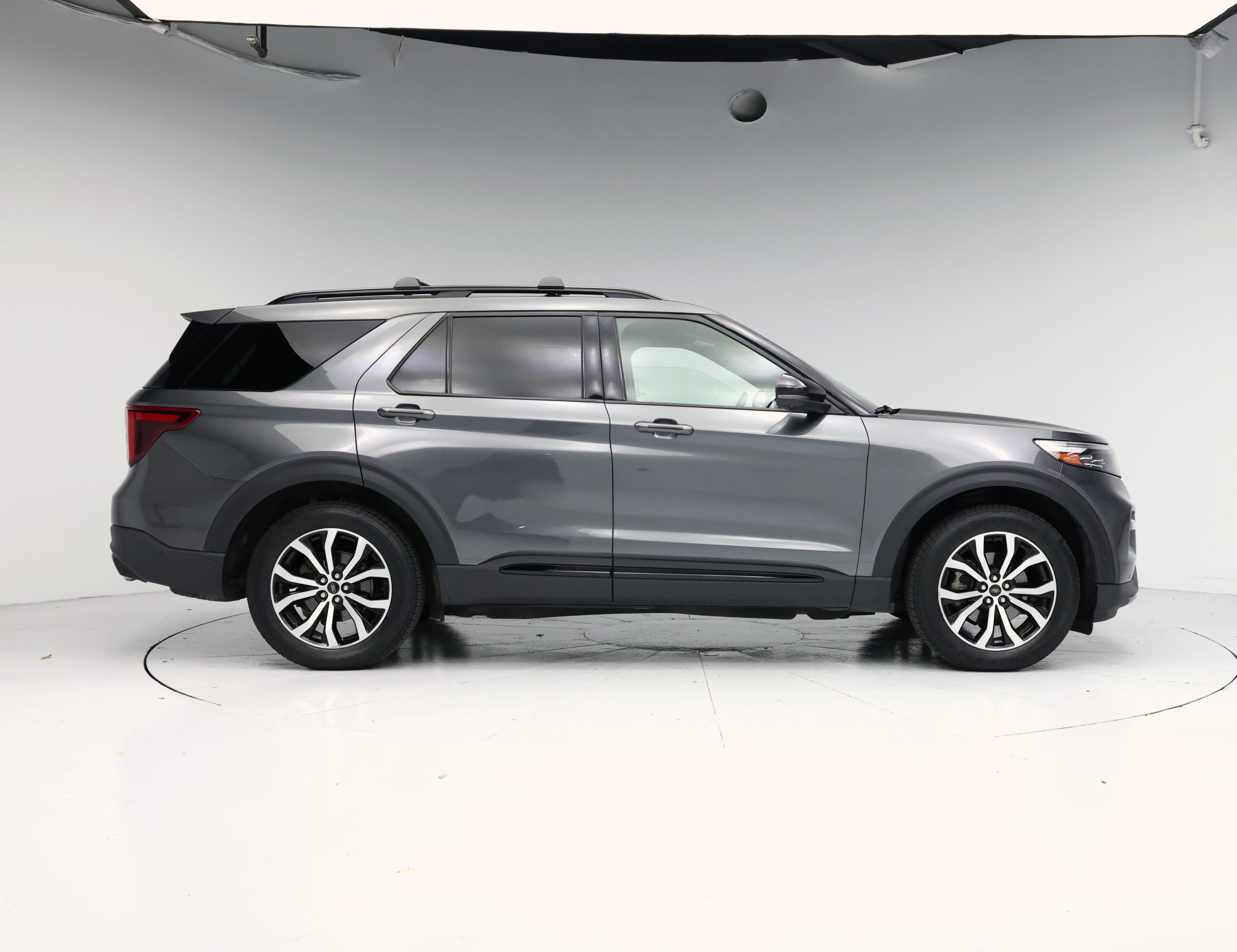 Thumbnail: 2020 Ford Explorer - 7