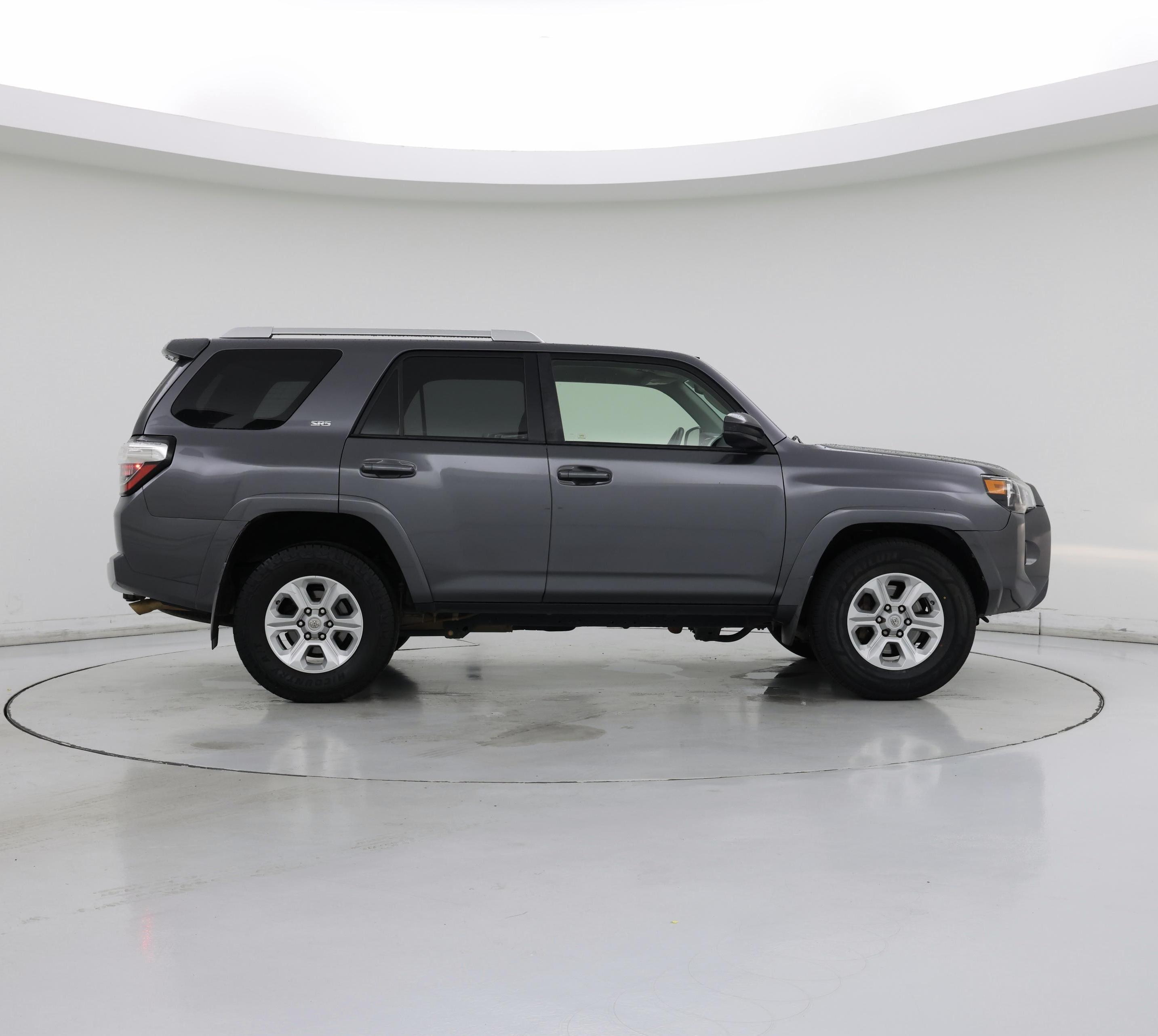 Thumbnail: 2015 Toyota 4Runner - 7