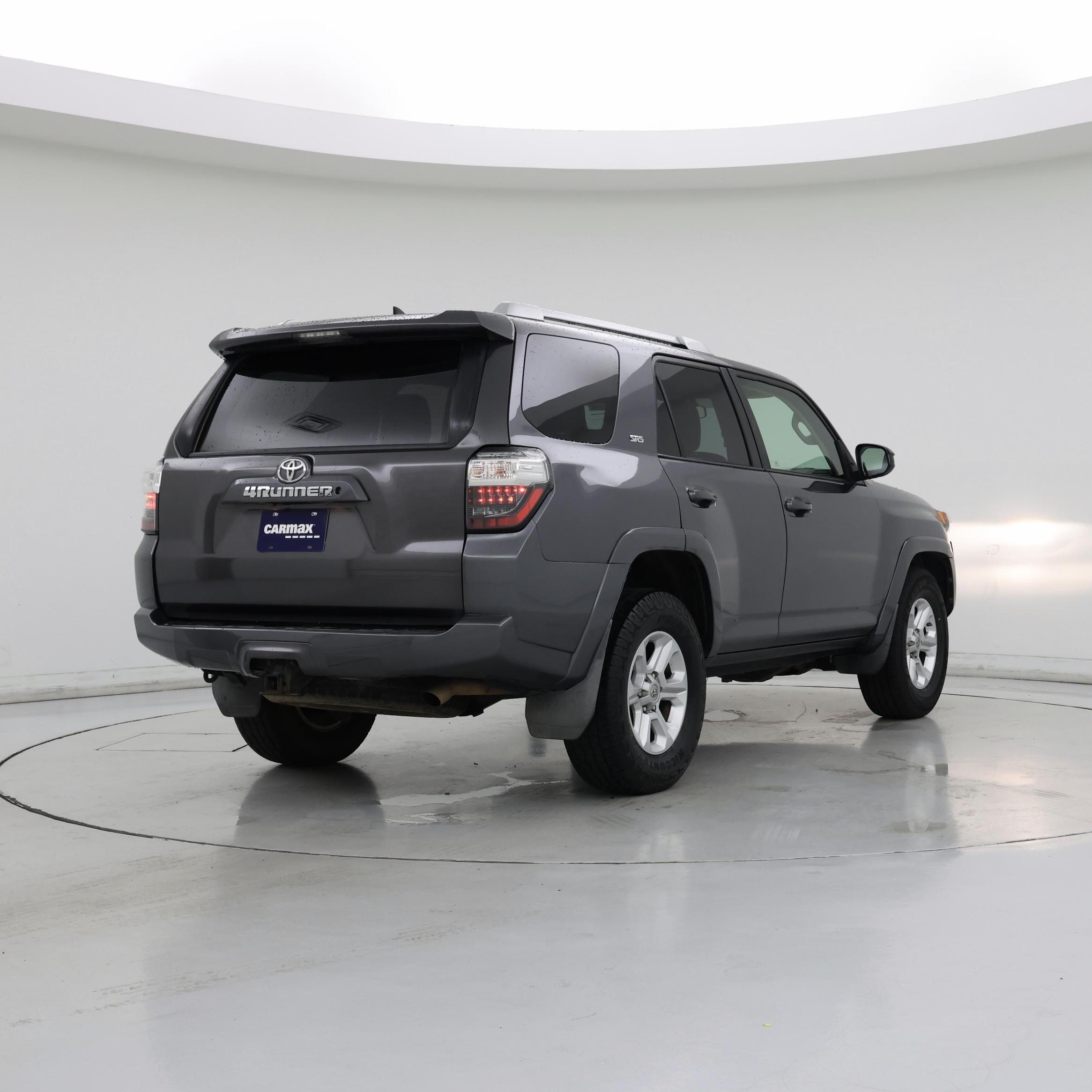 Thumbnail: 2015 Toyota 4Runner - 8