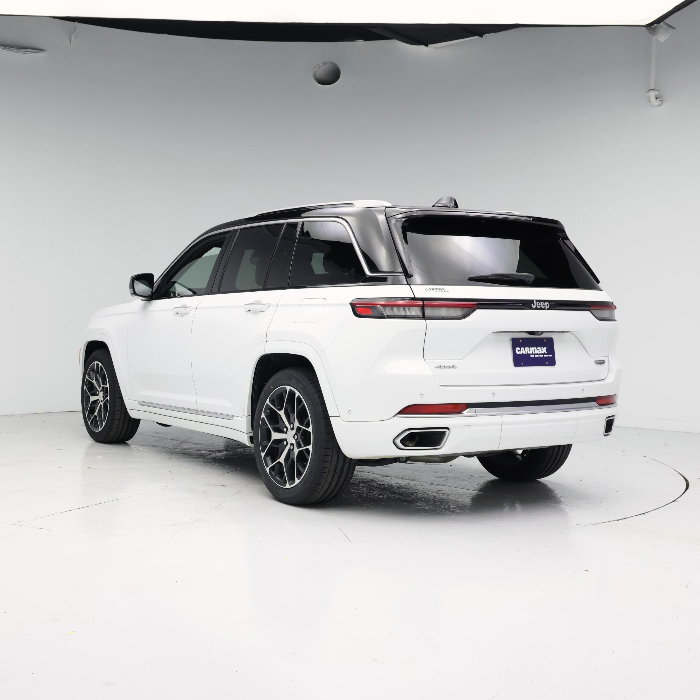 Thumbnail: 2023 Jeep Grand Cherokee - 2