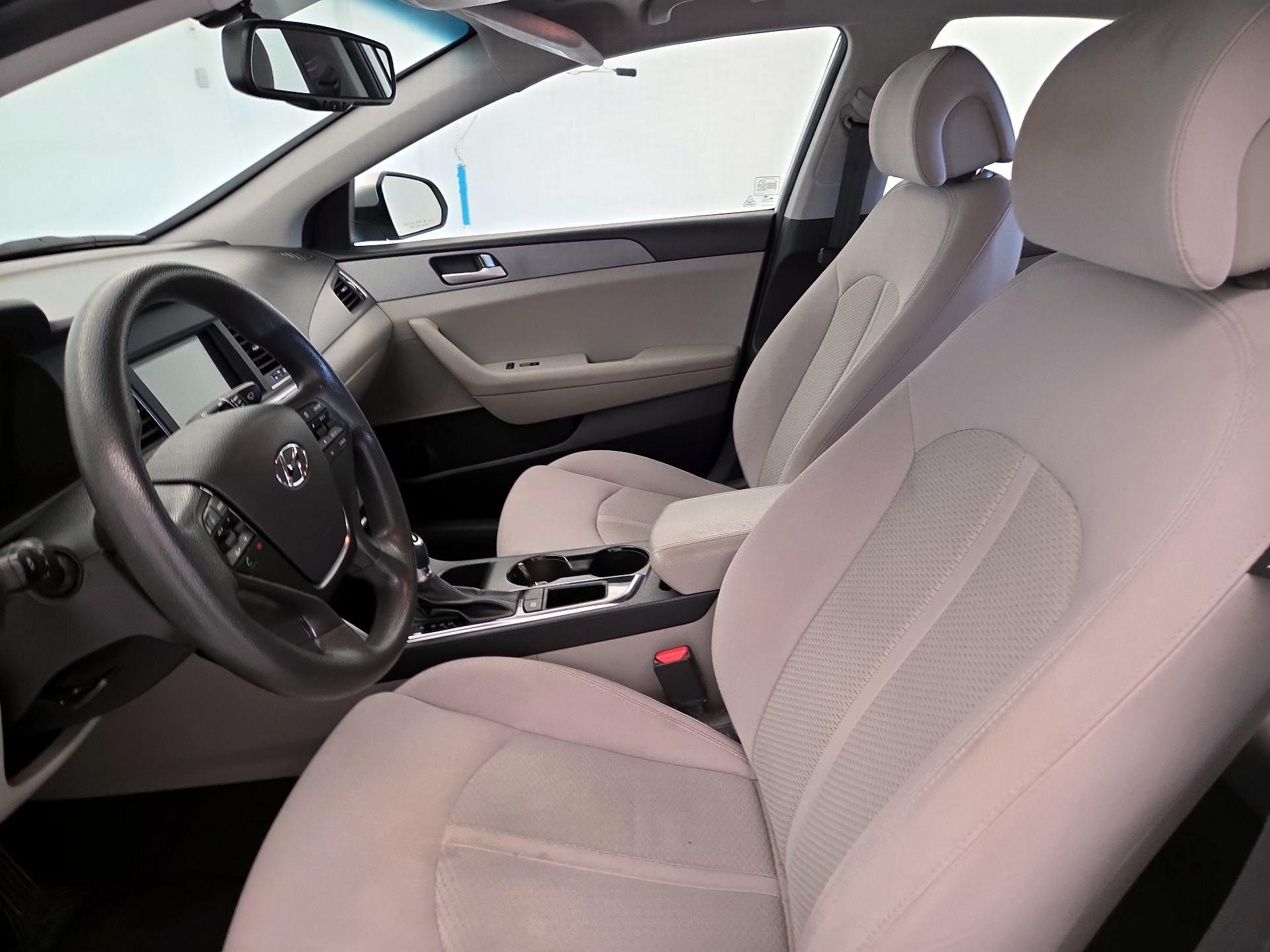 Thumbnail: 2017 Hyundai Sonata - 11