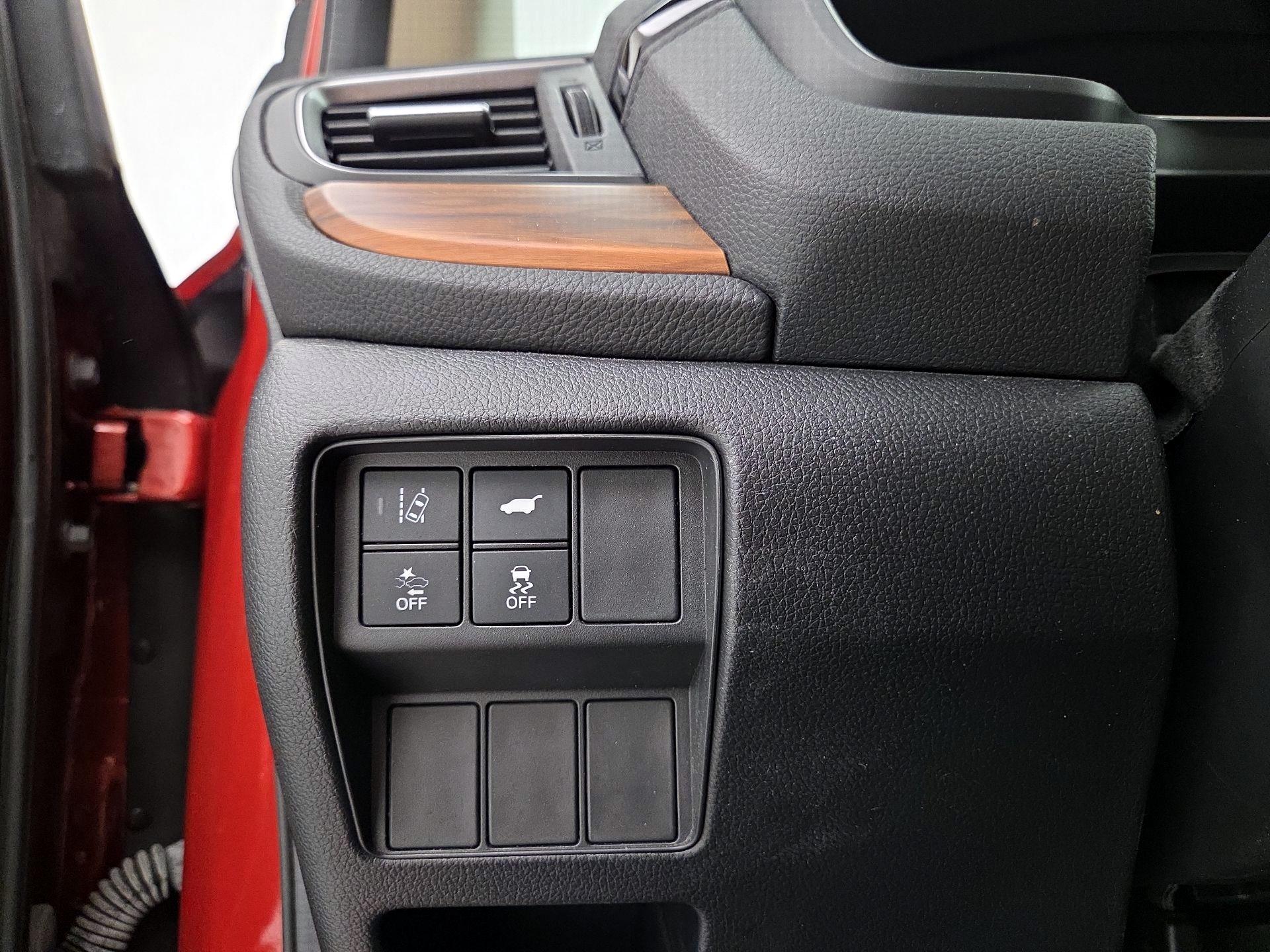 Thumbnail: 2017 Honda CR-V - 13