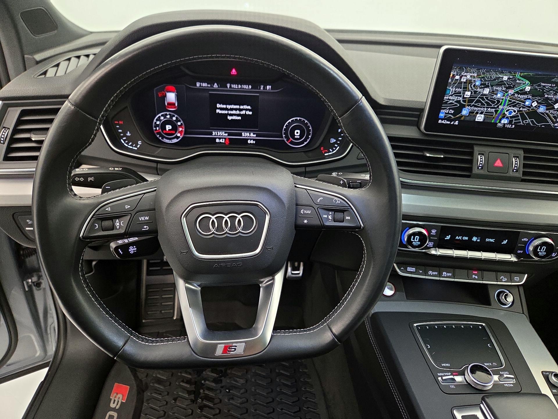 Thumbnail: 2018 Audi SQ5 - 10