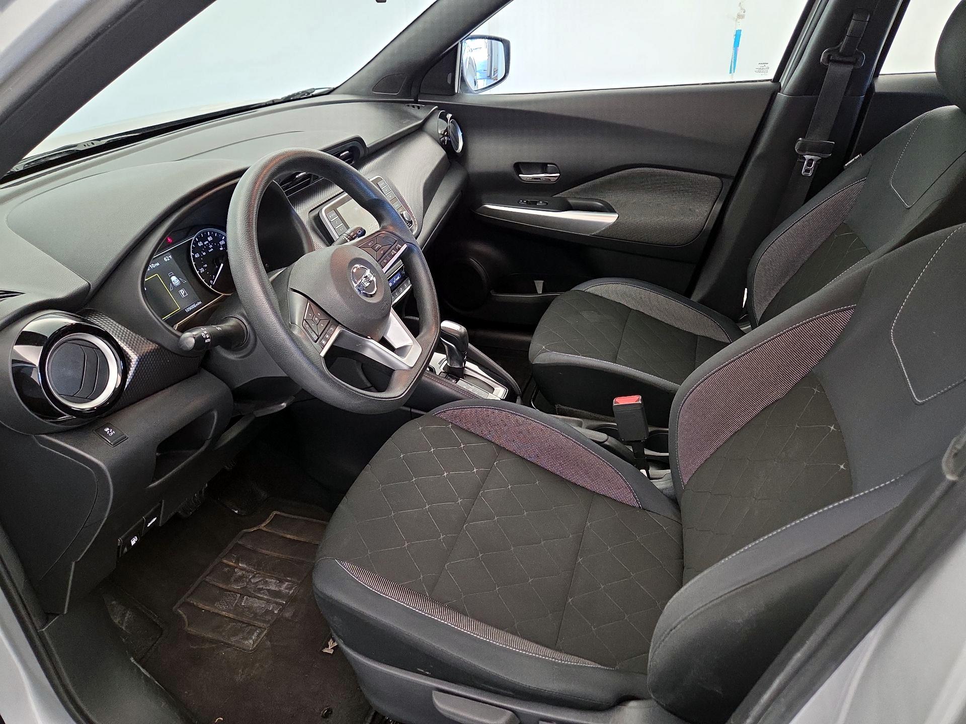 Thumbnail: 2019 Nissan Kicks - 11