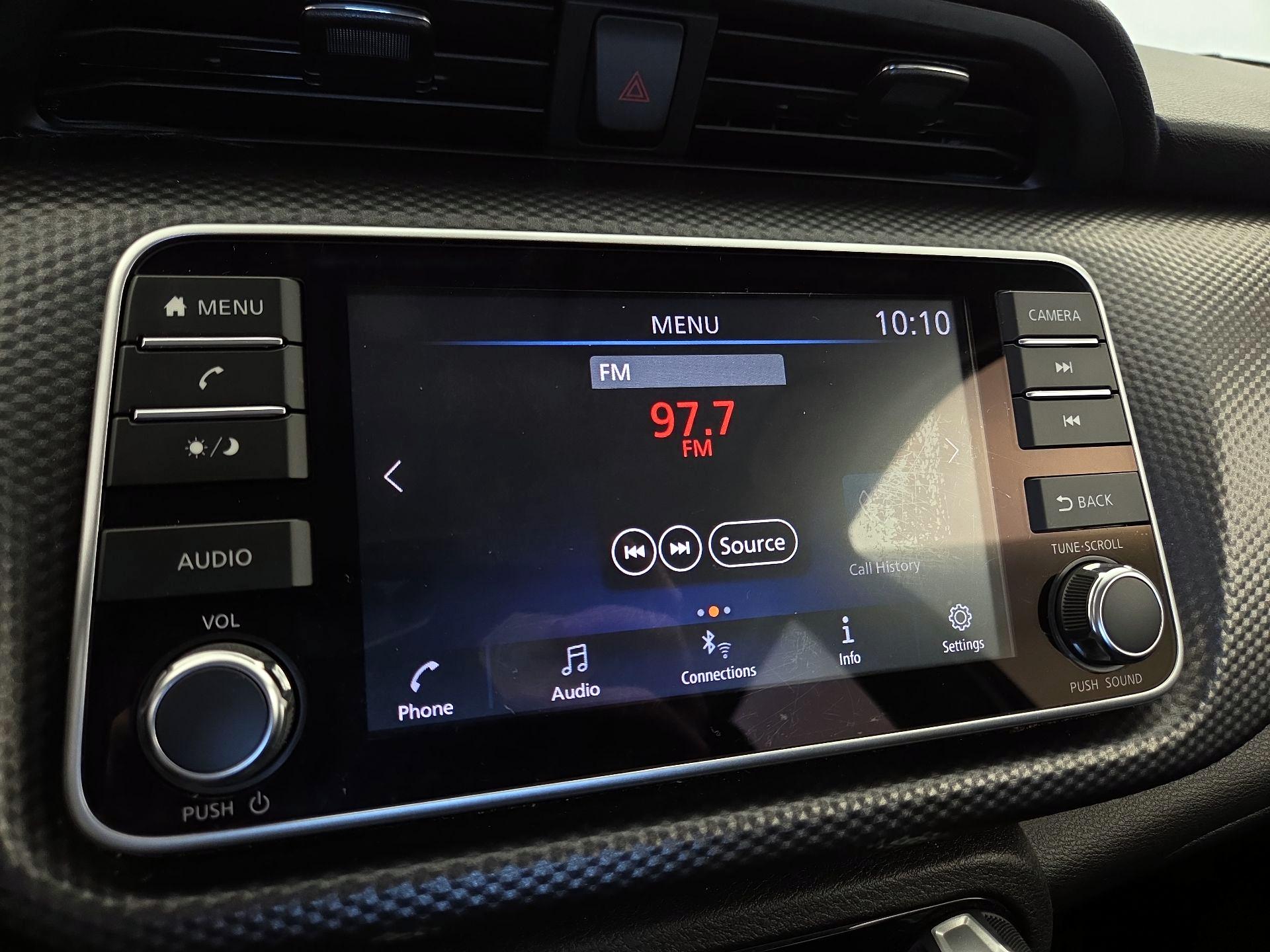 Thumbnail: 2019 Nissan Kicks - 15