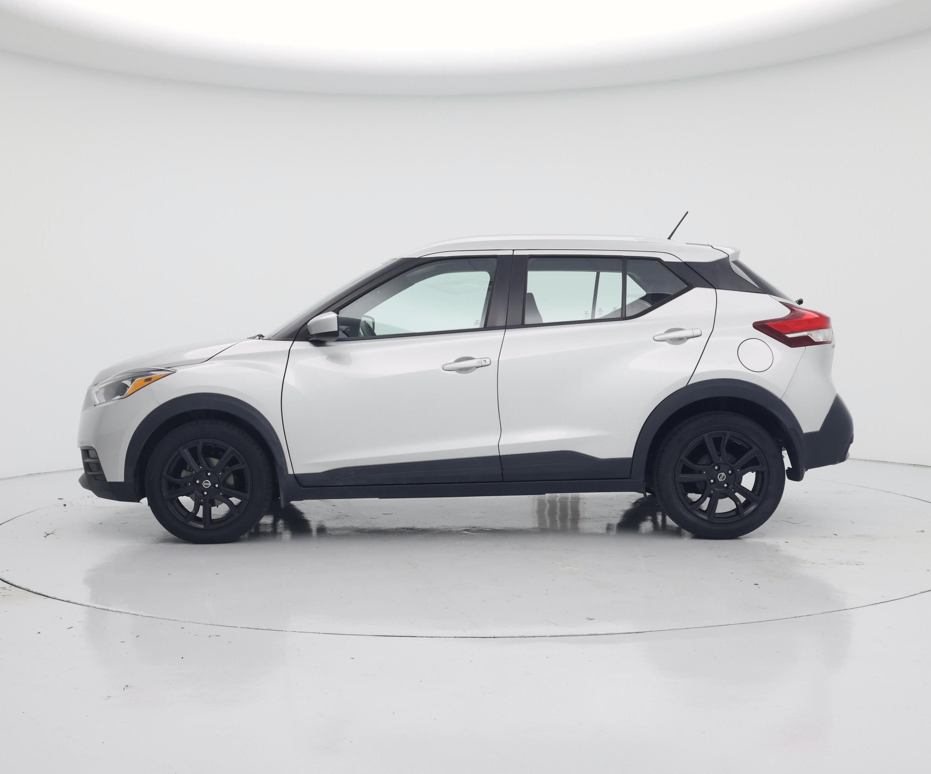 Thumbnail: 2019 Nissan Kicks - 3