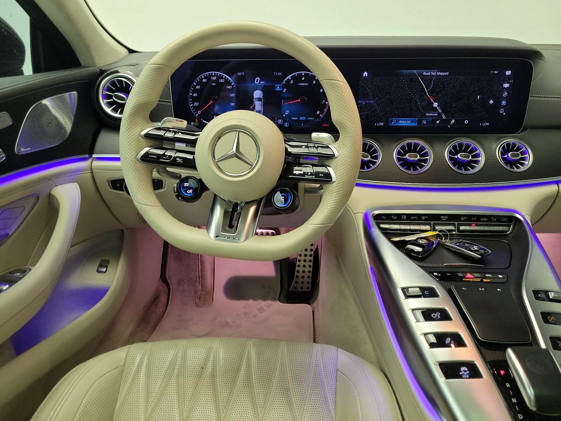 Thumbnail: 2022 Mercedes-Benz AMG GT - 10