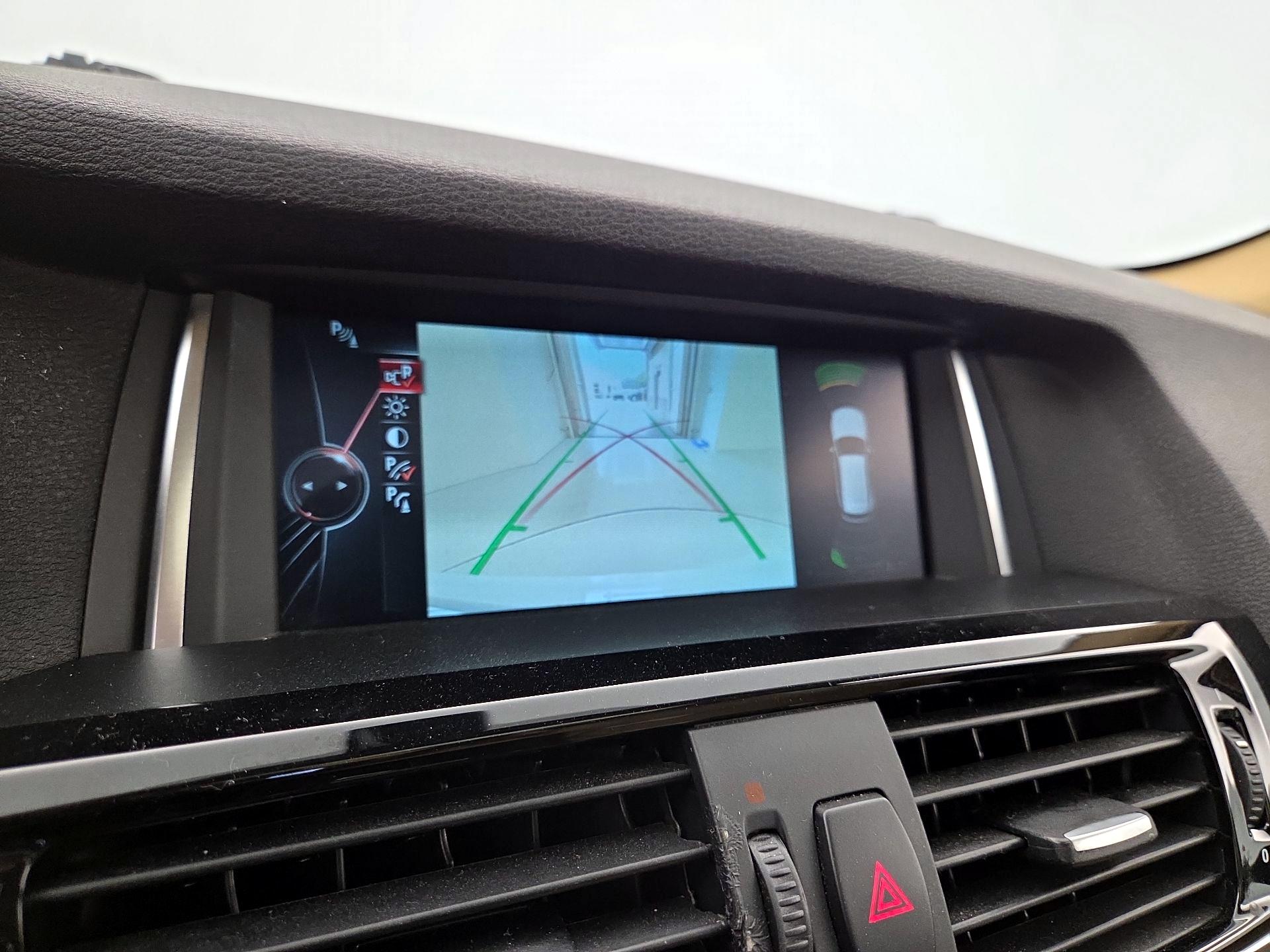Thumbnail: 2016 BMW X3 - 14