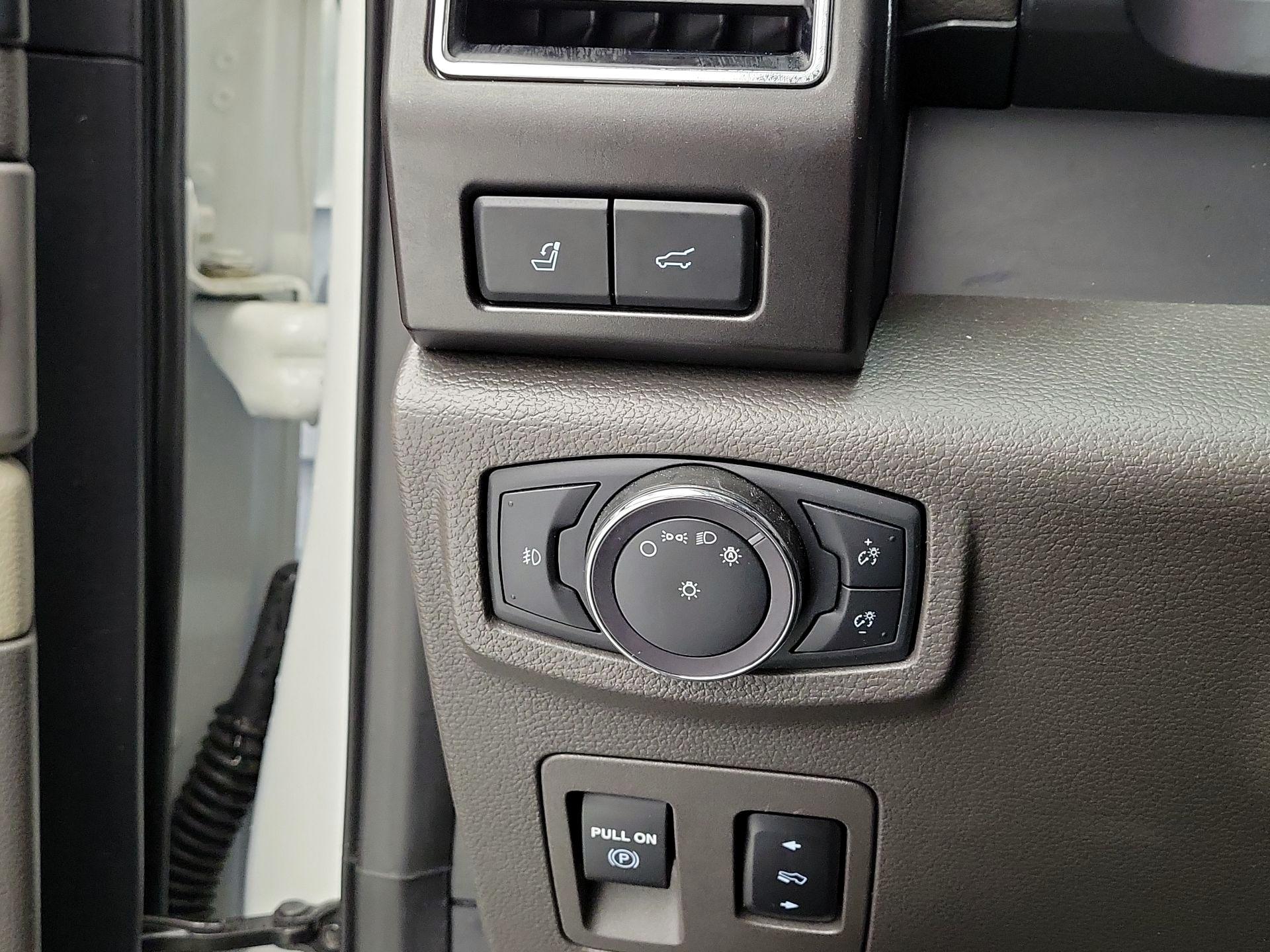 Thumbnail: 2021 Ford Expedition - 13