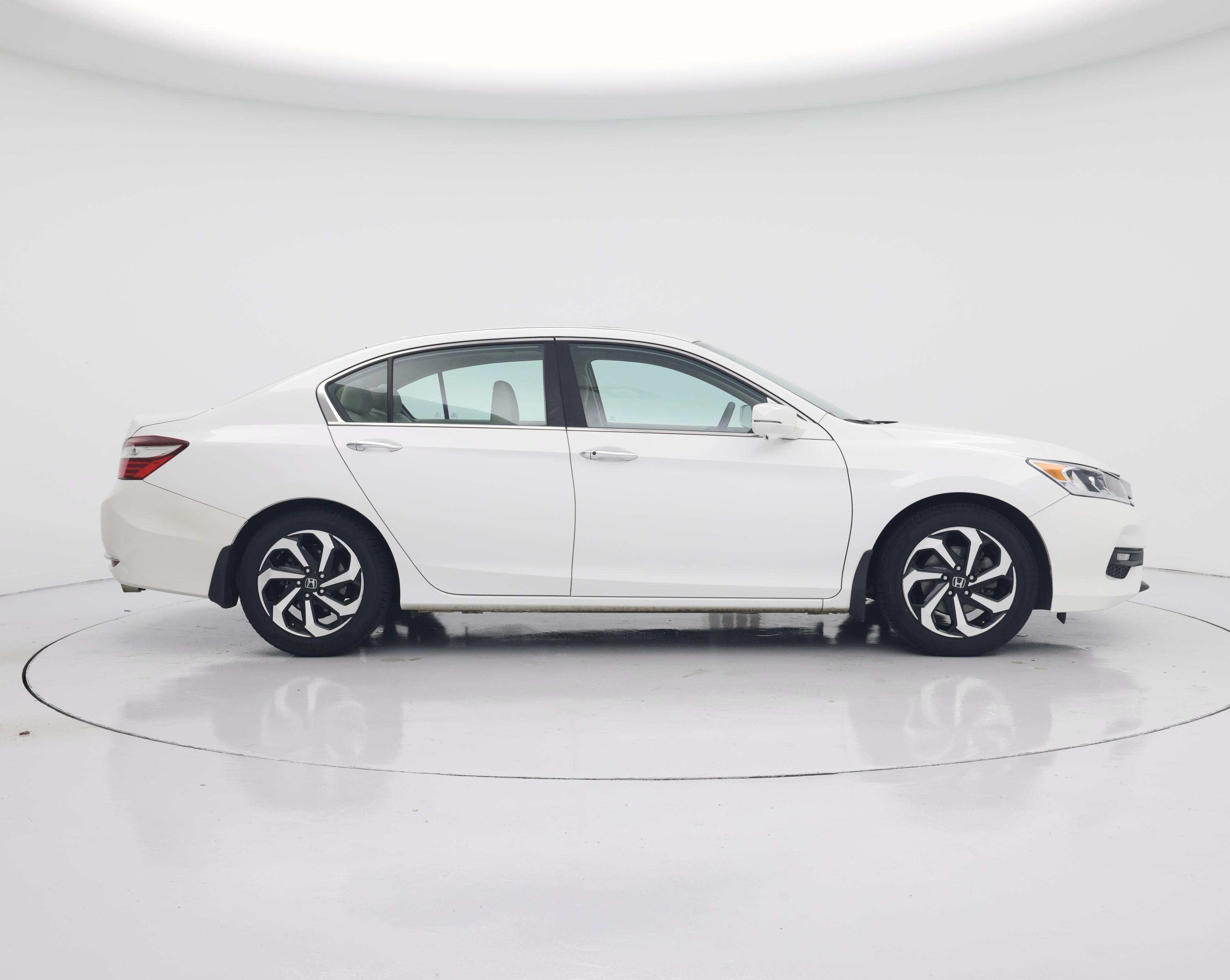 Thumbnail: 2016 Honda Accord - 7