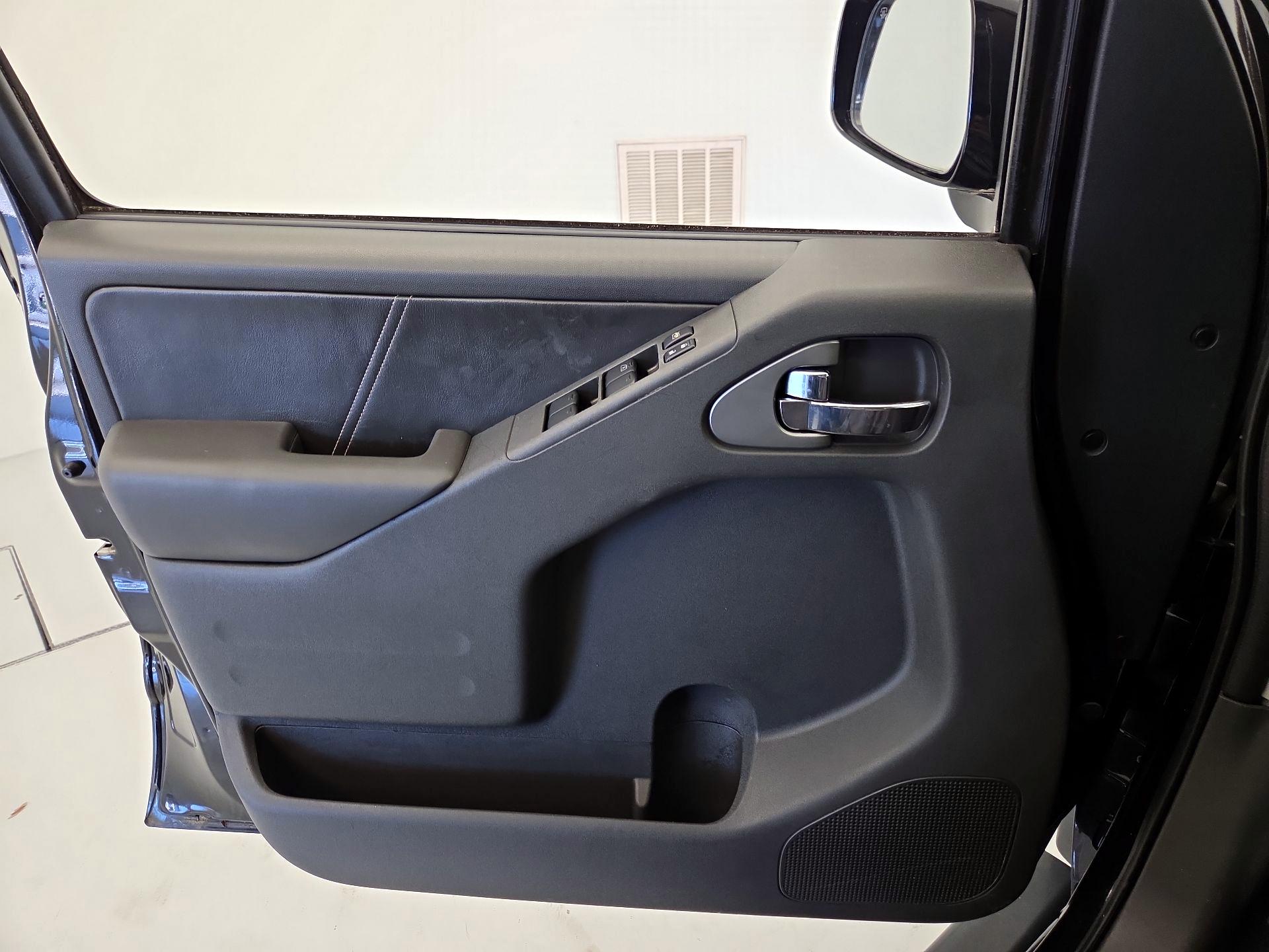 Thumbnail: 2017 Nissan Frontier - 12