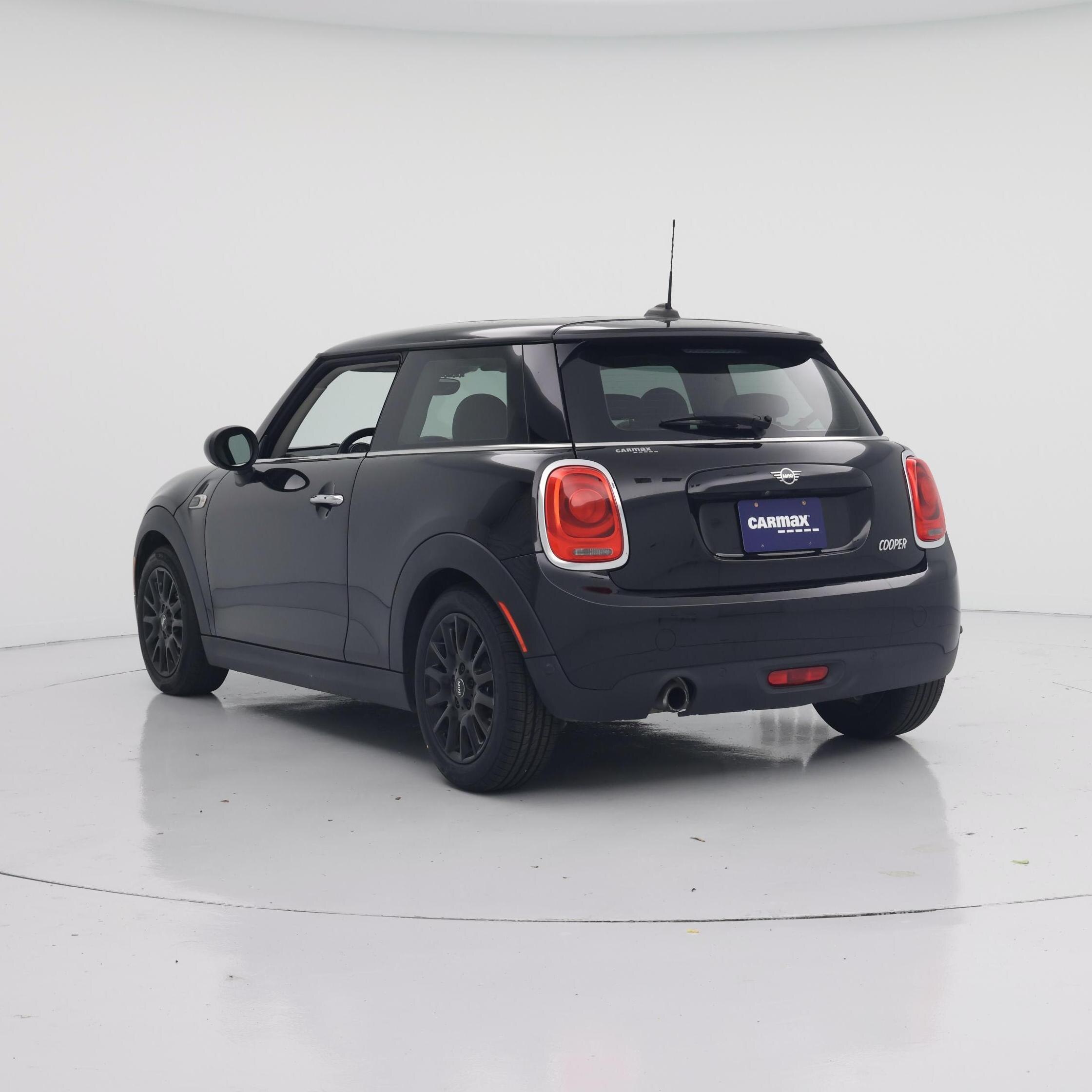 Thumbnail: 2019 MINI Cooper Hardtop - 2